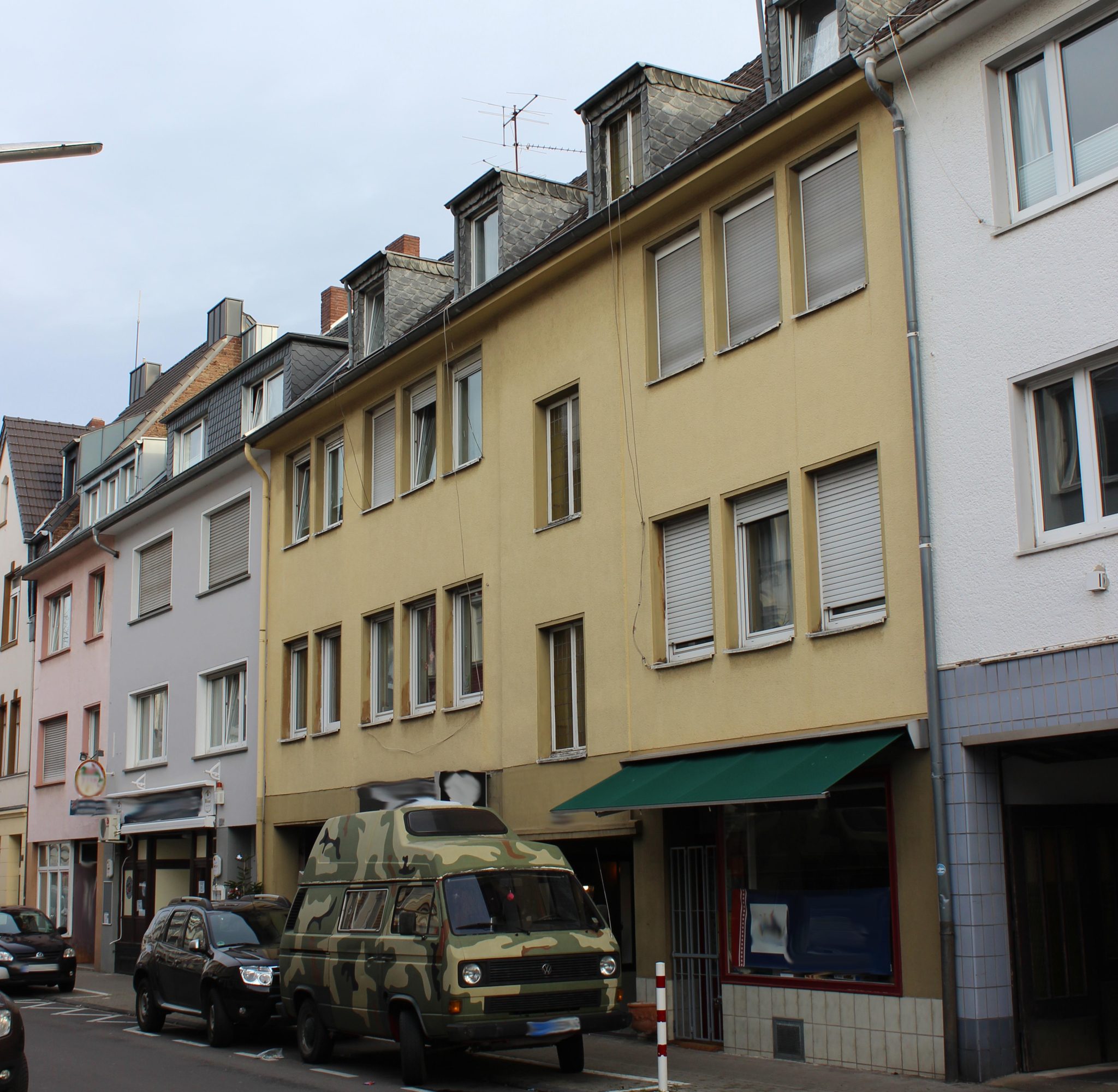 S Immobilienpartner GmbH - Immobilienangebot - Bonn - Kessenich - Kessenich  - Dachgeschosswohnung - Einziehen oder Vermieten!