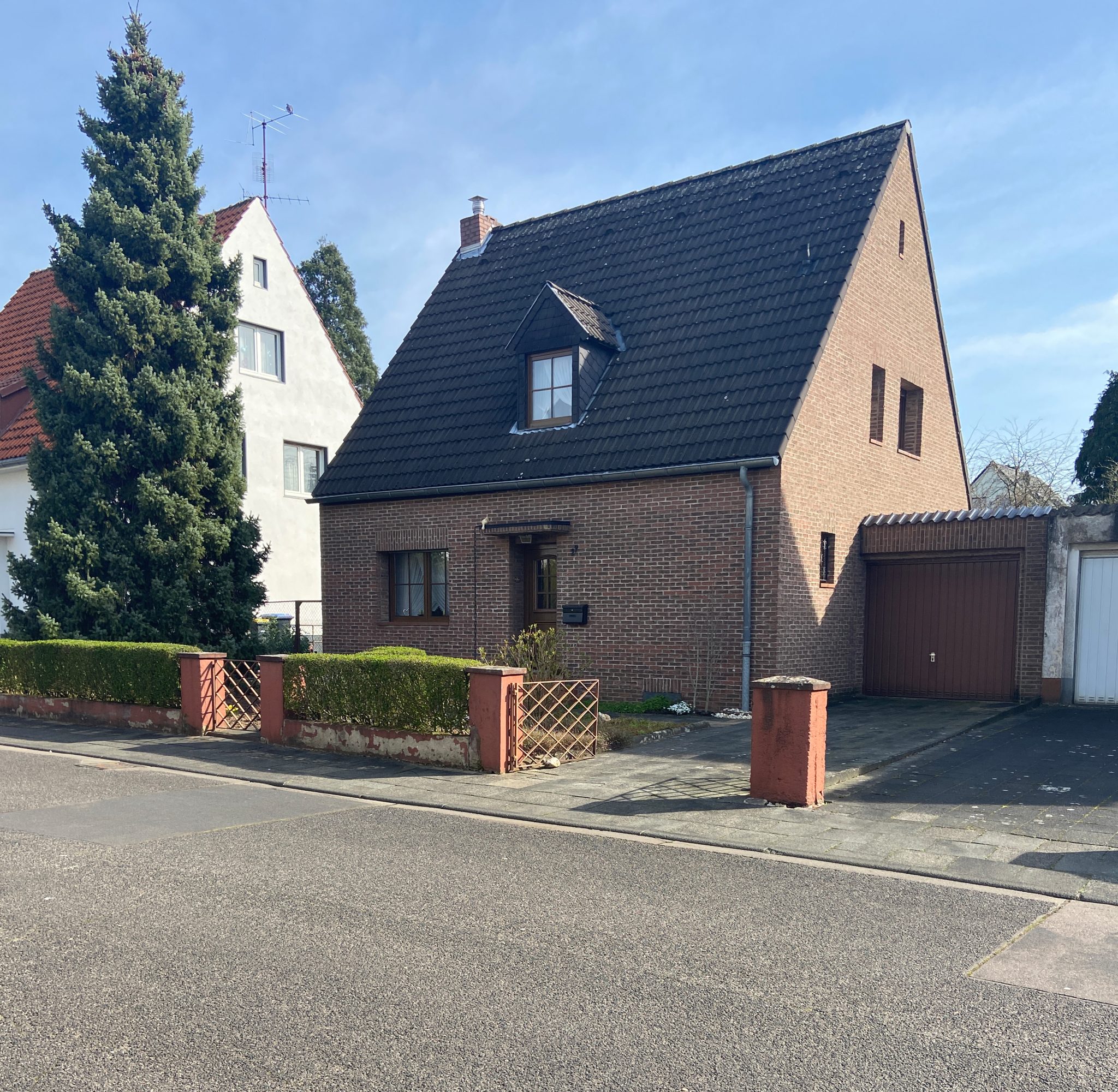 S Immobilienpartner GmbH - Immobilienangebot - Köln - Longerich - Longerich - Einfamilienhaus - Freistehend in der Gartenstadt