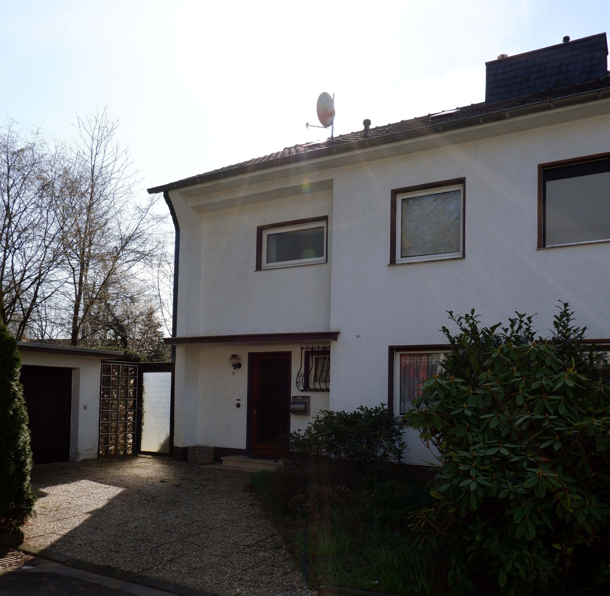 S Immobilienpartner GmbH - Immobilienangebot - Köln - Merheim - Merheim - Doppelhaushälfte - Für die Familie!