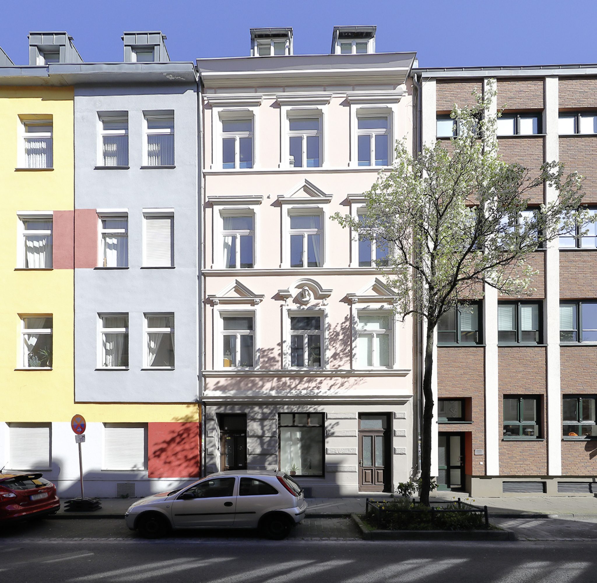 S Immobilienpartner GmbH - Immobilienangebot - Köln - Altstadt-Süd - Altstadt-Süd (Köln) - Mehrfamilienhaus (Invest.) - Klassisches Dreifensterhaus