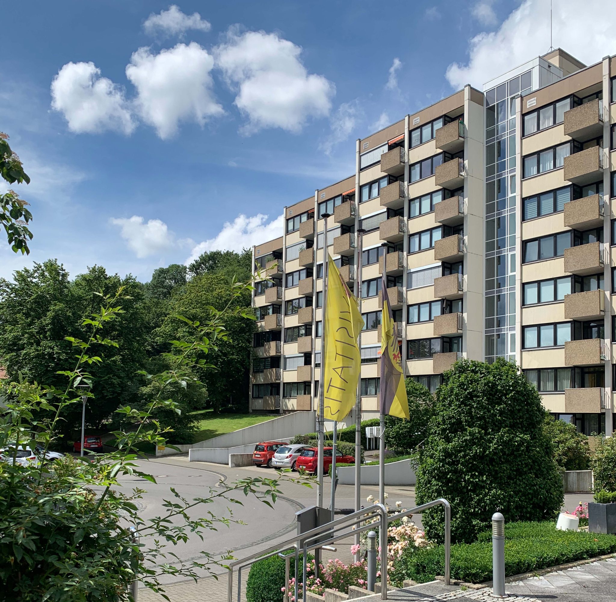 S Immobilienpartner GmbH - Immobilienangebot - Aachen - Laurensberg - Laurensberg - Etagenwohnung - Drei Apartments - Flexibel aufgestellt!