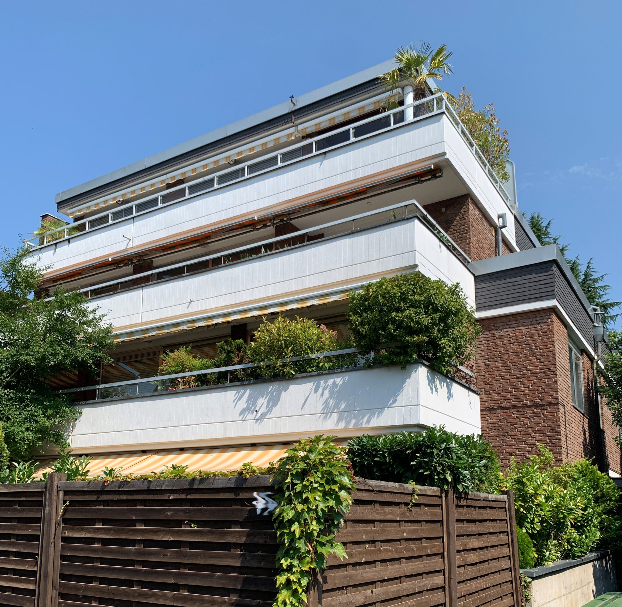 S Immobilienpartner GmbH - Immobilienangebot - Köln - Weiden - Weiden - Etagenwohnung - Auf die Lage kommt es an!