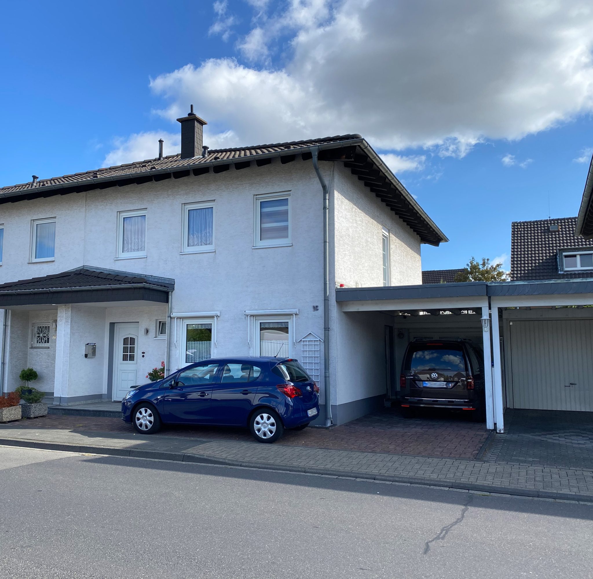 S Immobilienpartner GmbH - Immobilienangebot - Niederkassel - Niederkassel - Mitte - Doppelhaushälfte - Top gepflegt!