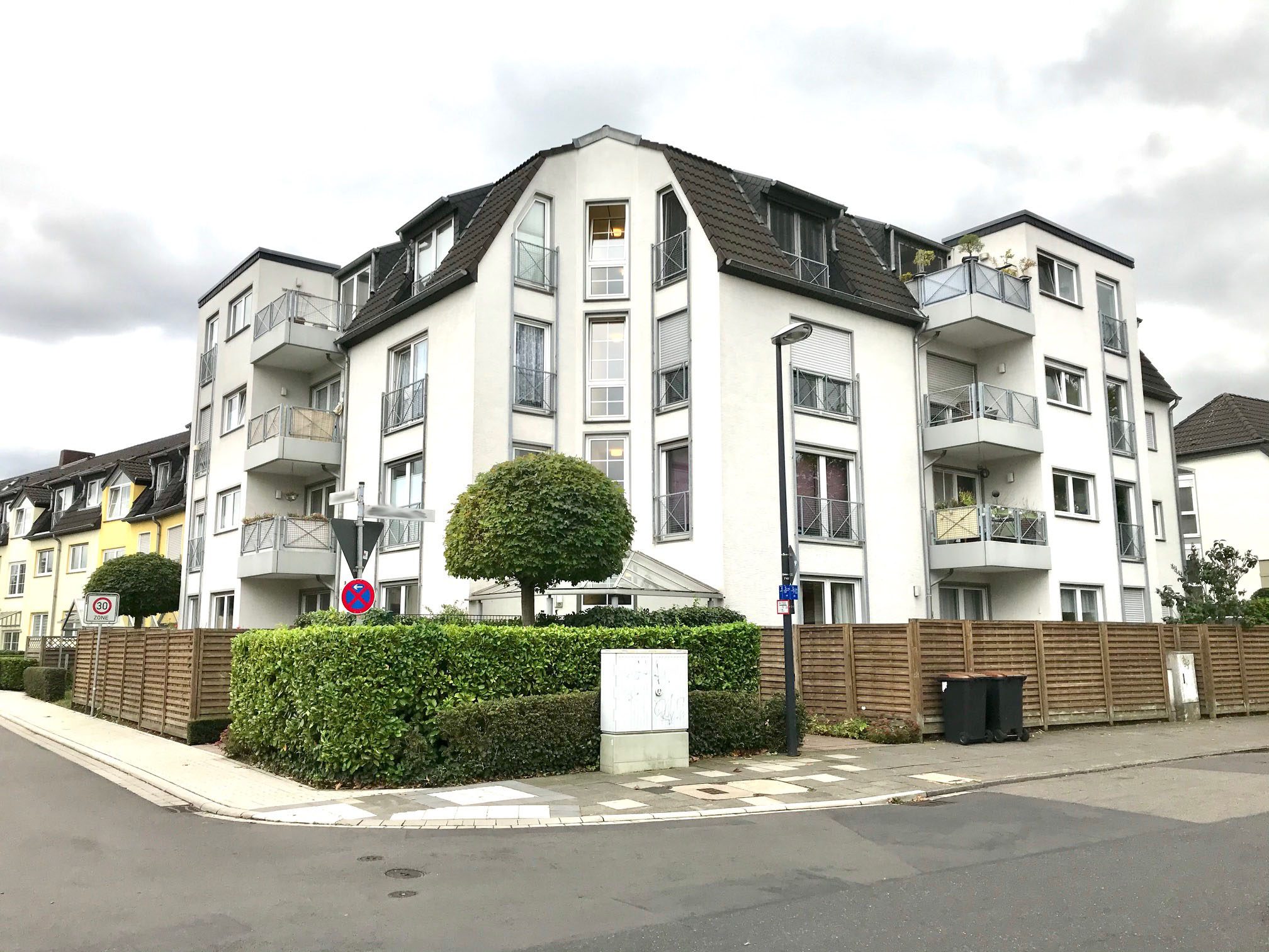 S Immobilienpartner GmbH - Immobilienangebot - Hürth-Efferen - Hürth - Etagenwohnung - Gesucht - Gefunden!