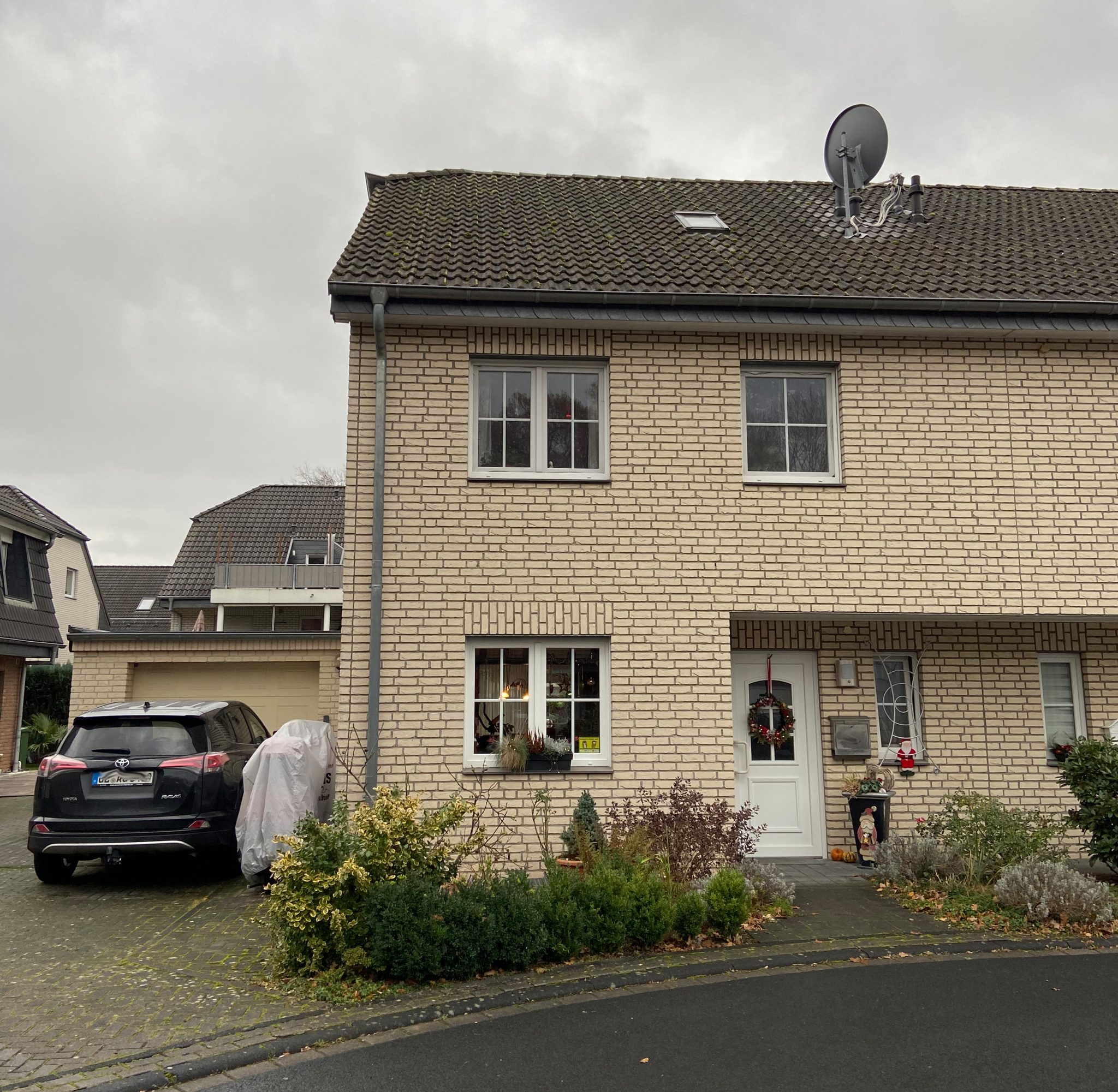 S Immobilienpartner GmbH - Immobilienangebot - Rösrath - Kleineichen - Kleineichen - Doppelhaushälfte - Bezugsbereit!
