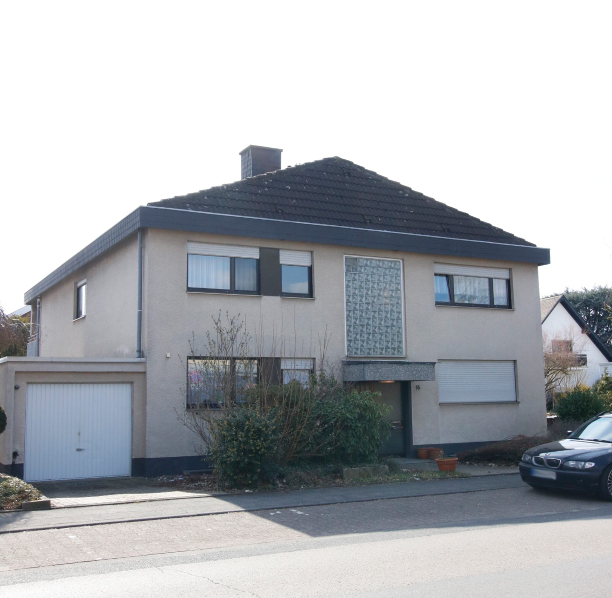 S Immobilienpartner GmbH - Immobilienangebot - Wesseling - Keldenich - Keldenich - Mehrfamilienhaus (Invest.) - Ein Haus zum Wohlfühlen mit viel Platz!