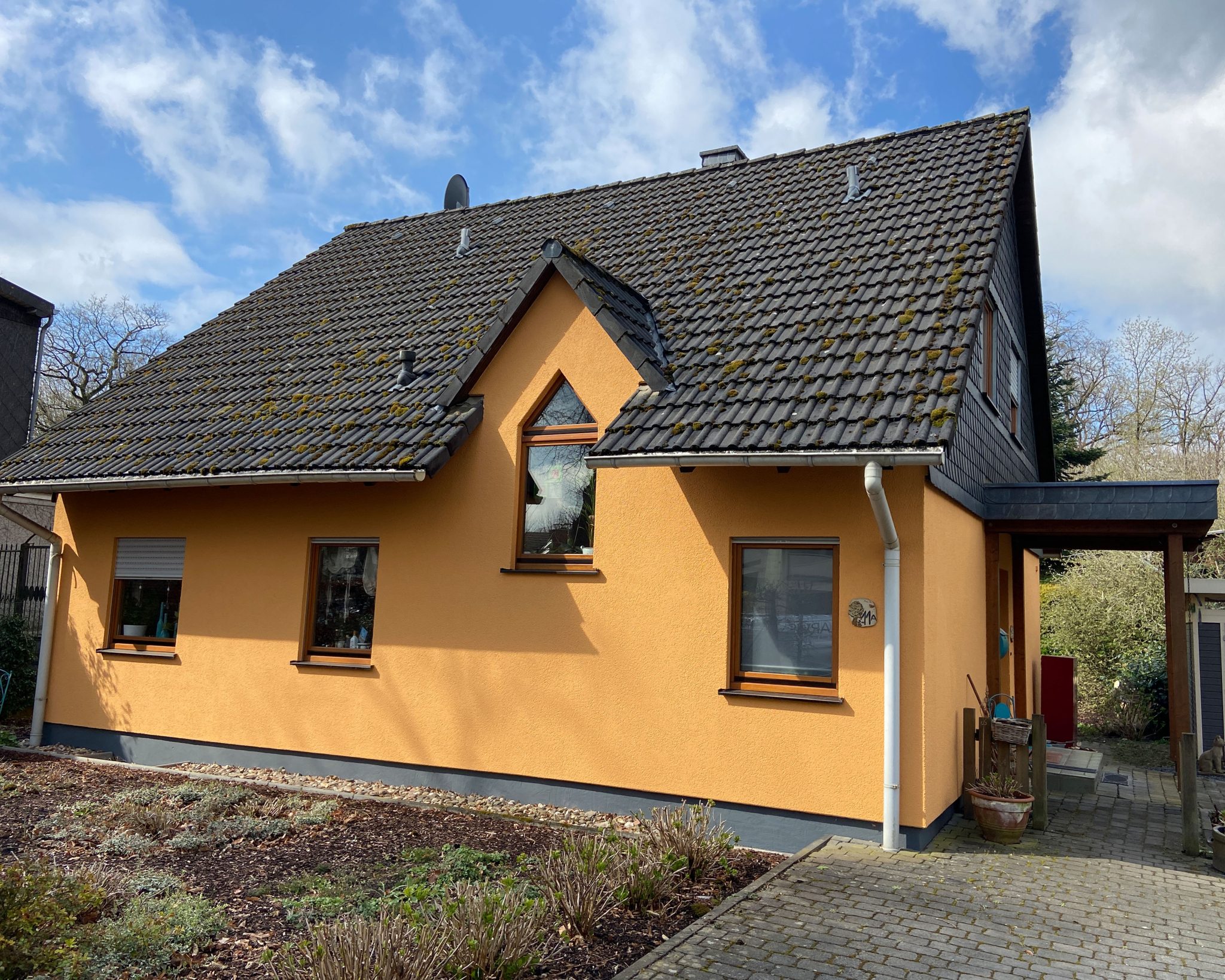 S Immobilienpartner GmbH - Immobilienangebot - Frechen - Königsdorf - Königsdorf - Einfamilienhaus - Haus mit Charme und Waldblick