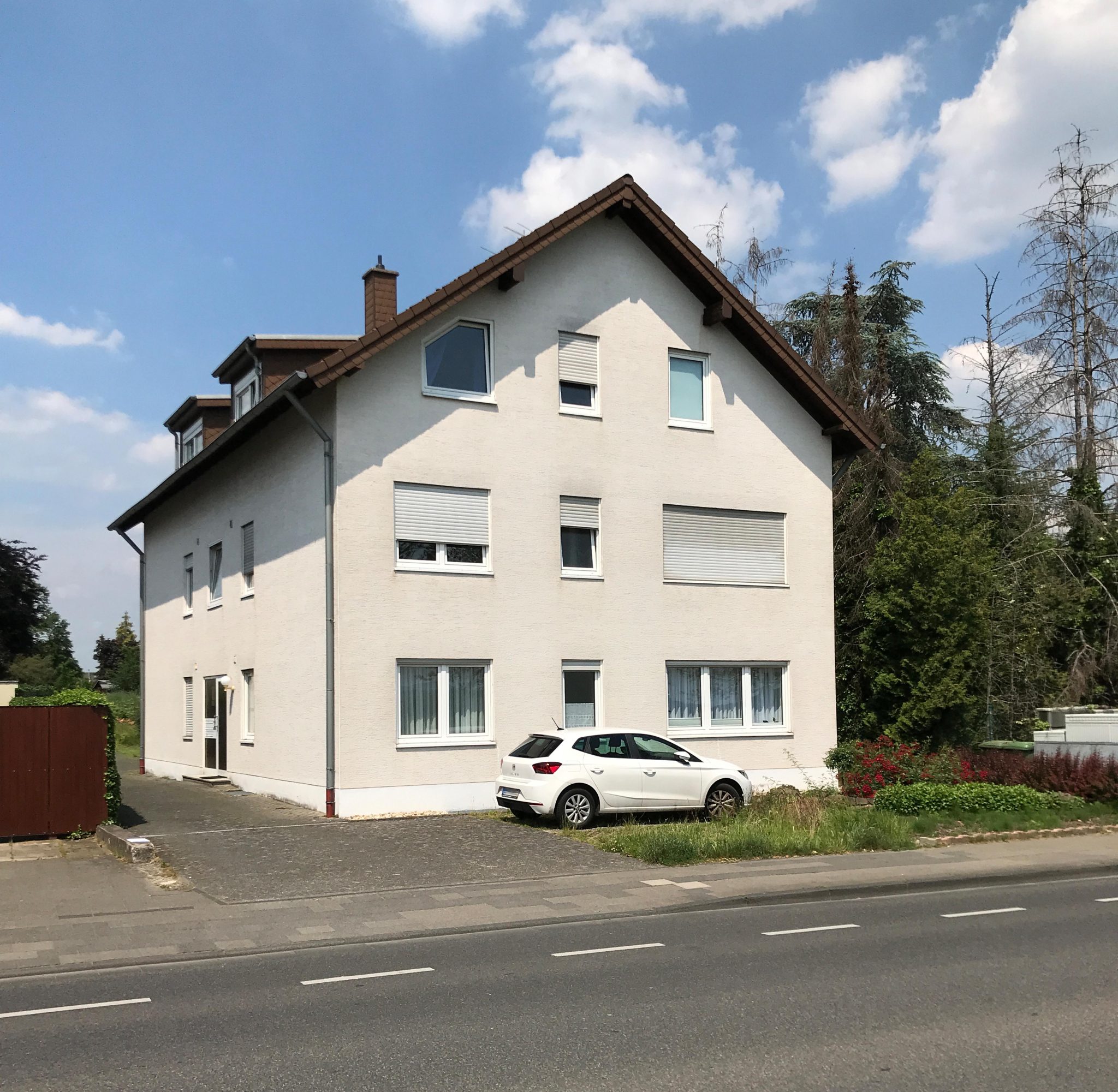 S Immobilienpartner GmbH - Immobilienangebot - Sankt Augustin - Menden - Menden (Sankt Augustin) - Dachgeschosswohnung - Kapitalanleger oder Selbstnutzer.