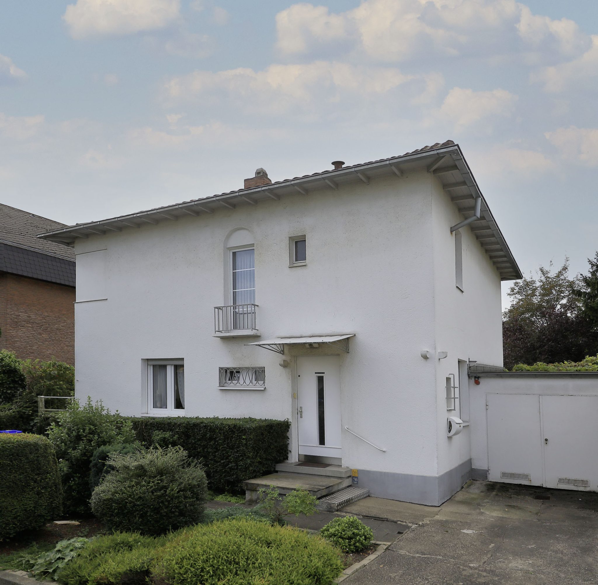 S Immobilienpartner GmbH - Immobilienangebot - Köln - Rodenkirchen - Rodenkirchen - Einfamilienhaus - Südgrundstück mit freistehendem Einfamilienhaus