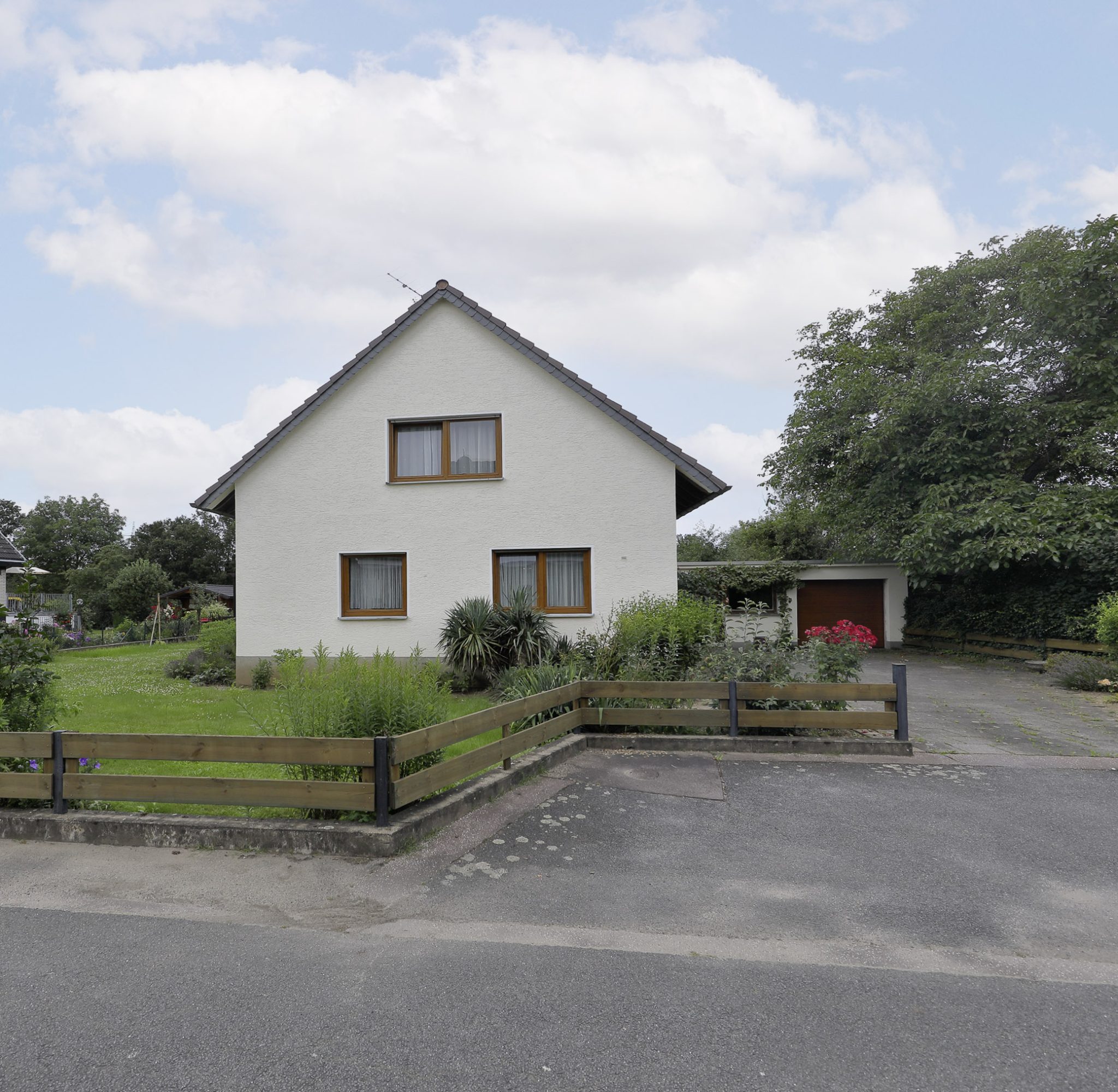 S Immobilienpartner GmbH - Immobilienangebot - Köln-Holweide - Holweide - Einfamilienhaus - Für die Familie