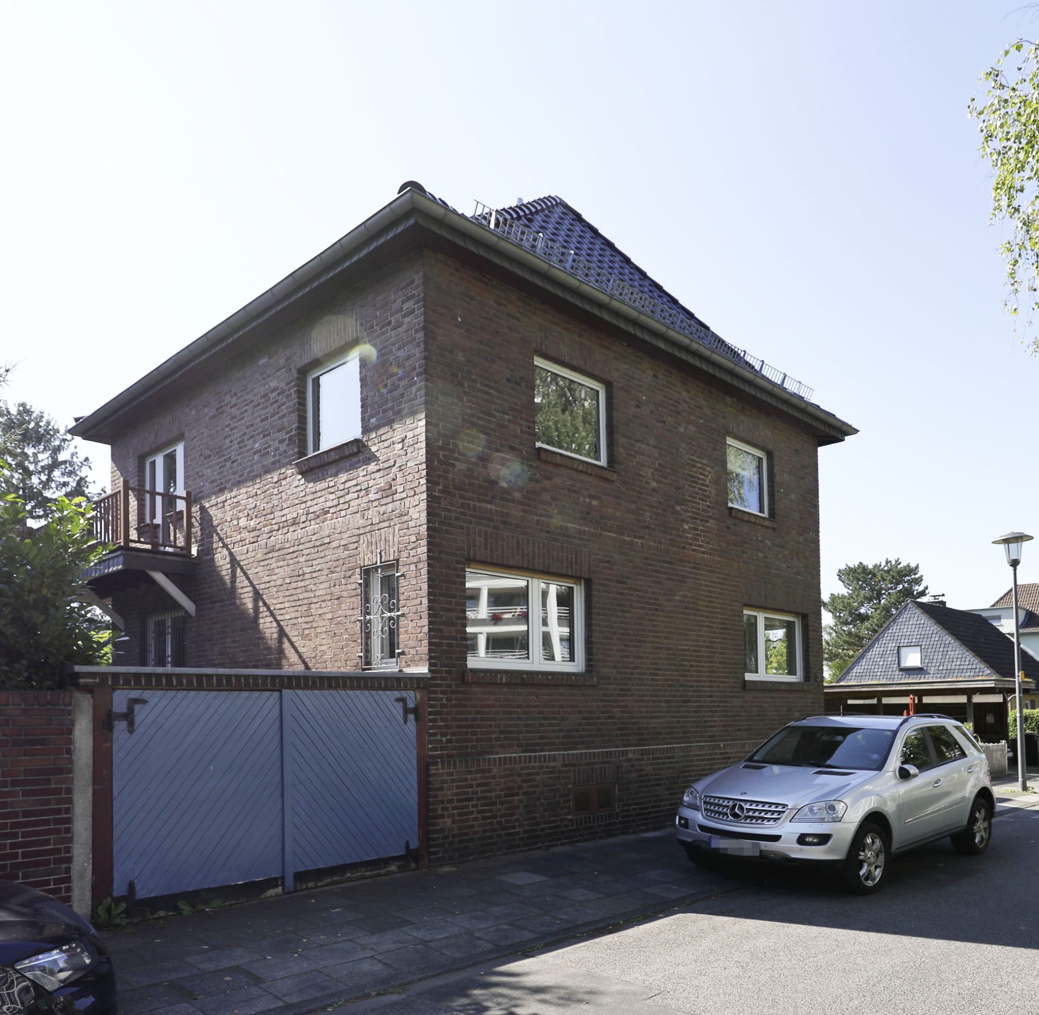 S Immobilienpartner GmbH - Immobilienangebot - Köln - Sürth - Sürth - Einfamilienhaus - Direkt am Rhein!