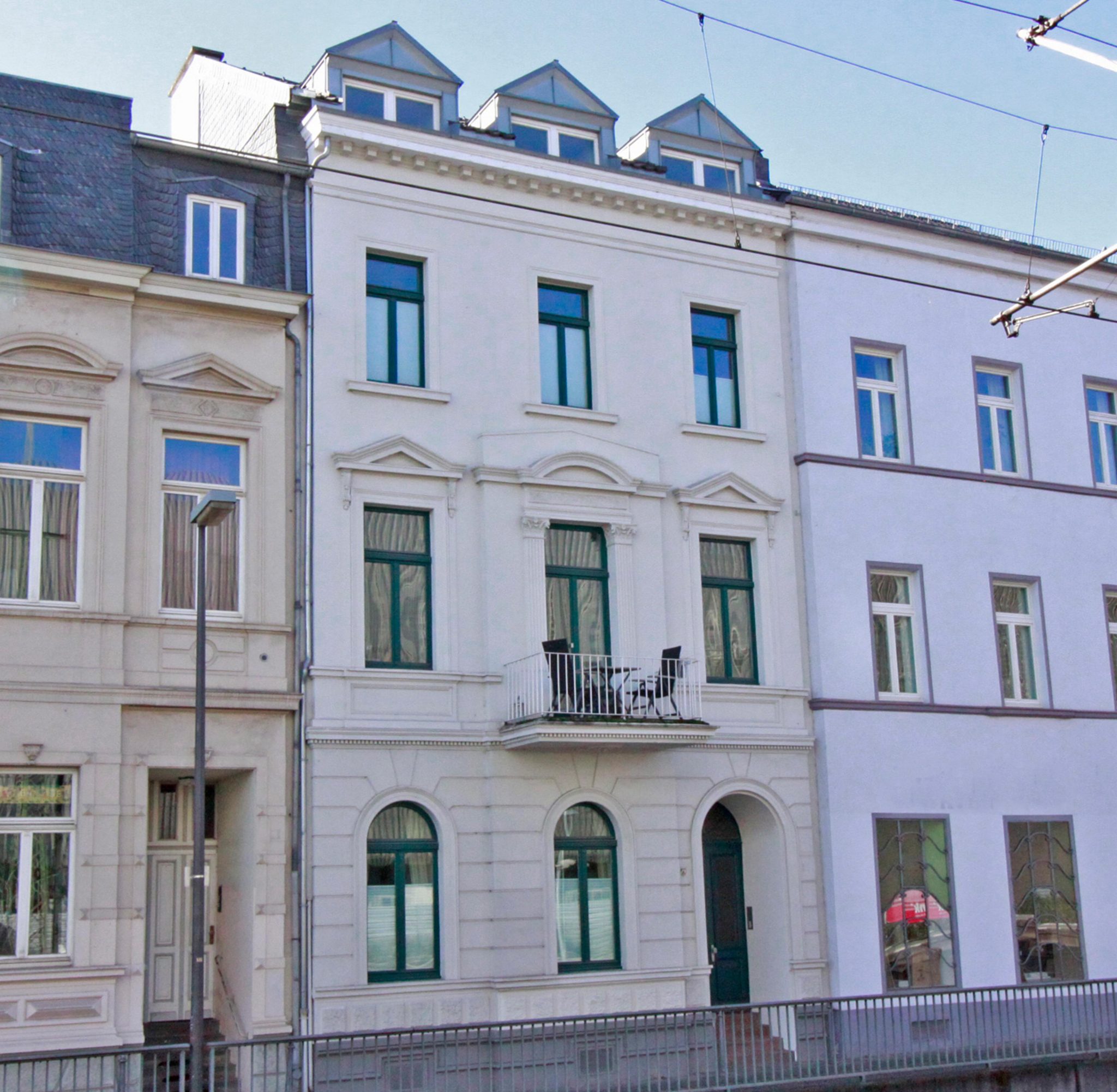 S Immobilienpartner GmbH - Immobilienangebot - Bonn - Zentrum - Bonn-Zentrum - Dachgeschosswohnung - Zentral!