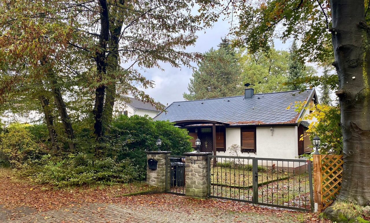Immobilienangebot - Bergisch Gladbach / Frankenforst - Haus - Baugrundstück am Frankenforst!