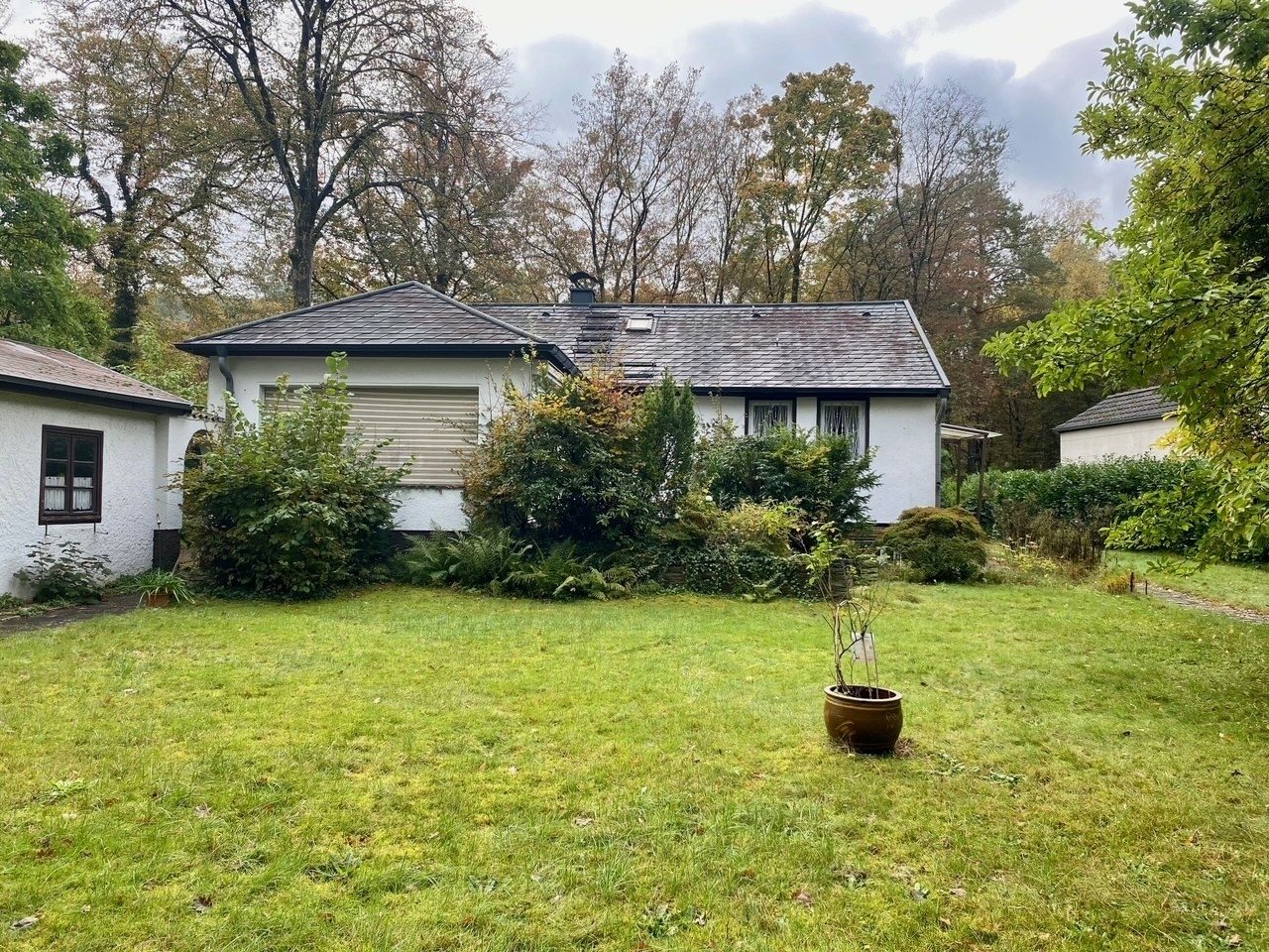 Immobilienangebot - Bergisch Gladbach / Frankenforst - Haus - Baugrundstück am Frankenforst!