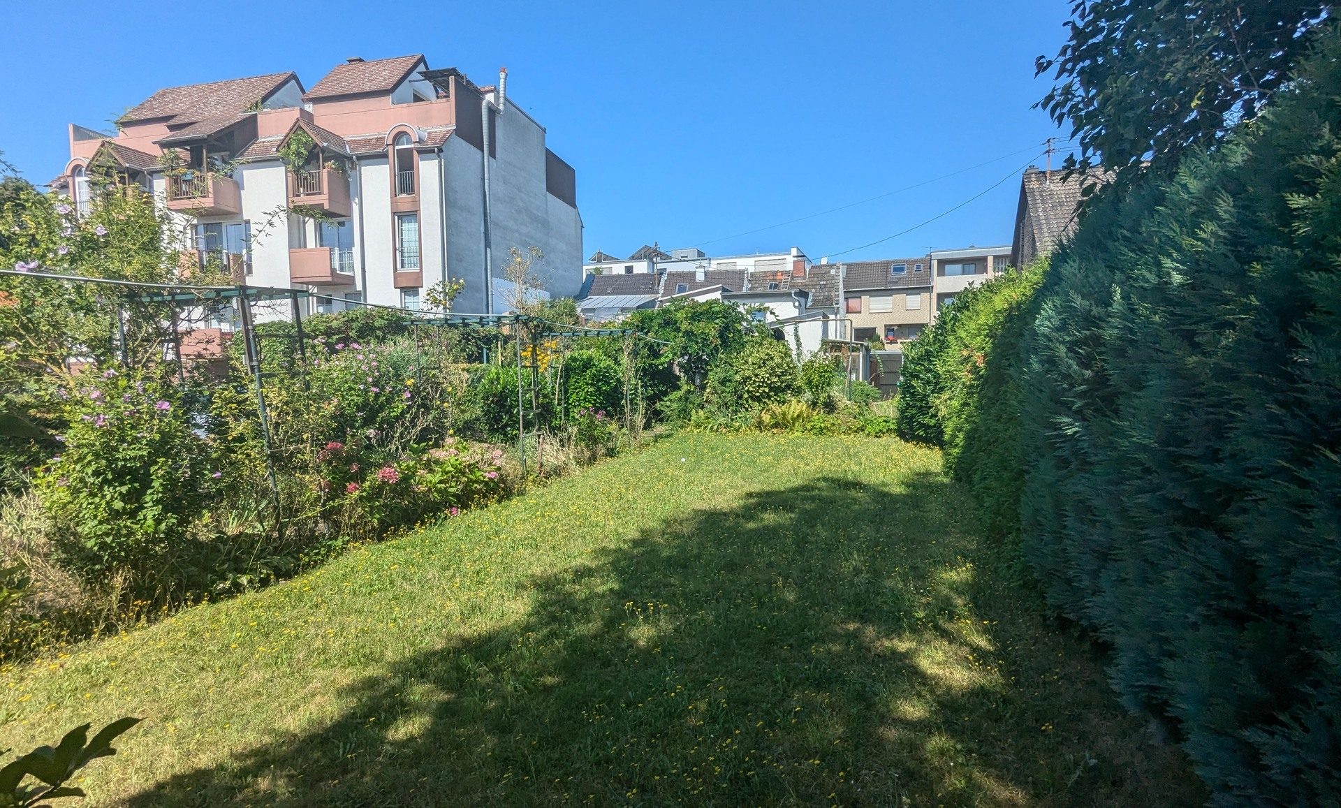 Immobilienangebot - Köln - Haus - Einzigartiges Baugrundstück: Größe, Lage und Potenzial vereint