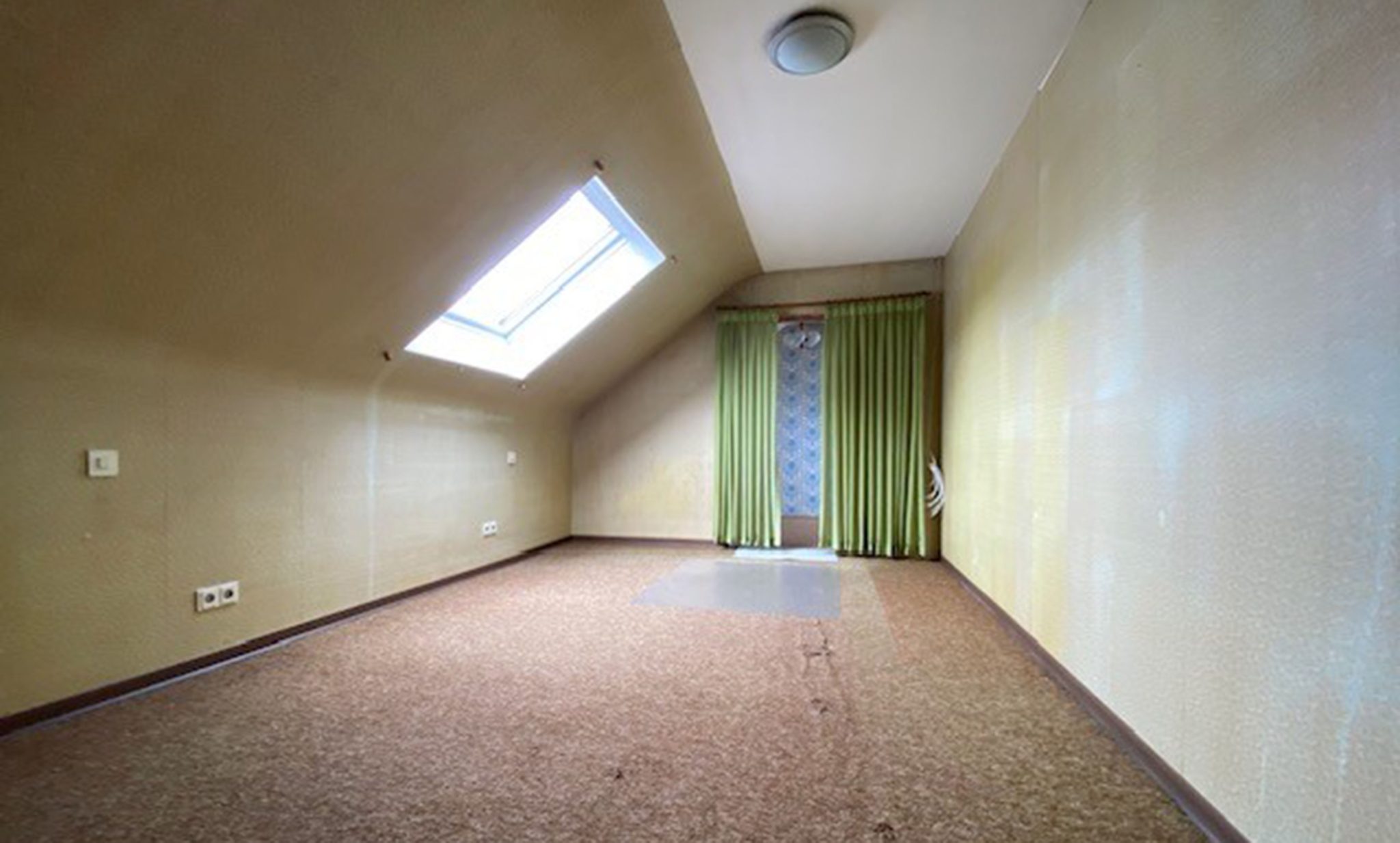 S Immobilienpartner GmbH - Immobilienangebot - Heinsberg - Schafhausen - Kreis Heinsberg - Einfamilienhaus - Großzügiges Familienhaus mit Potenzial in Heinsberg - Schafhausen