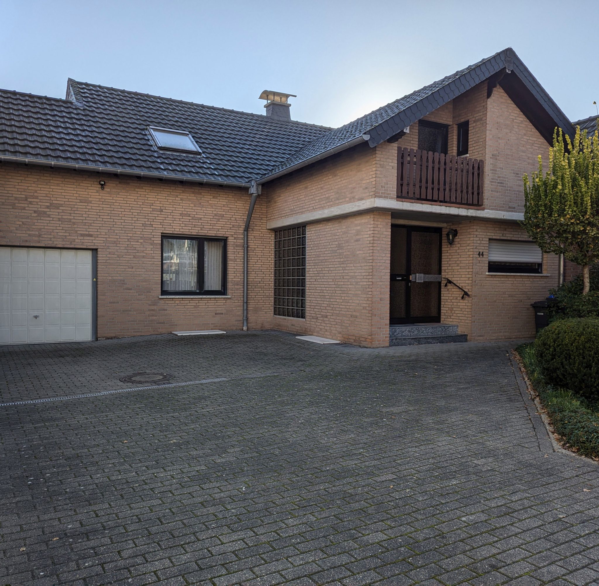 S Immobilienpartner GmbH - Immobilienangebot - Heinsberg - Schafhausen - Kreis Heinsberg - Einfamilienhaus - Großzügiges Familienhaus mit Potenzial in Heinsberg - Schafhausen