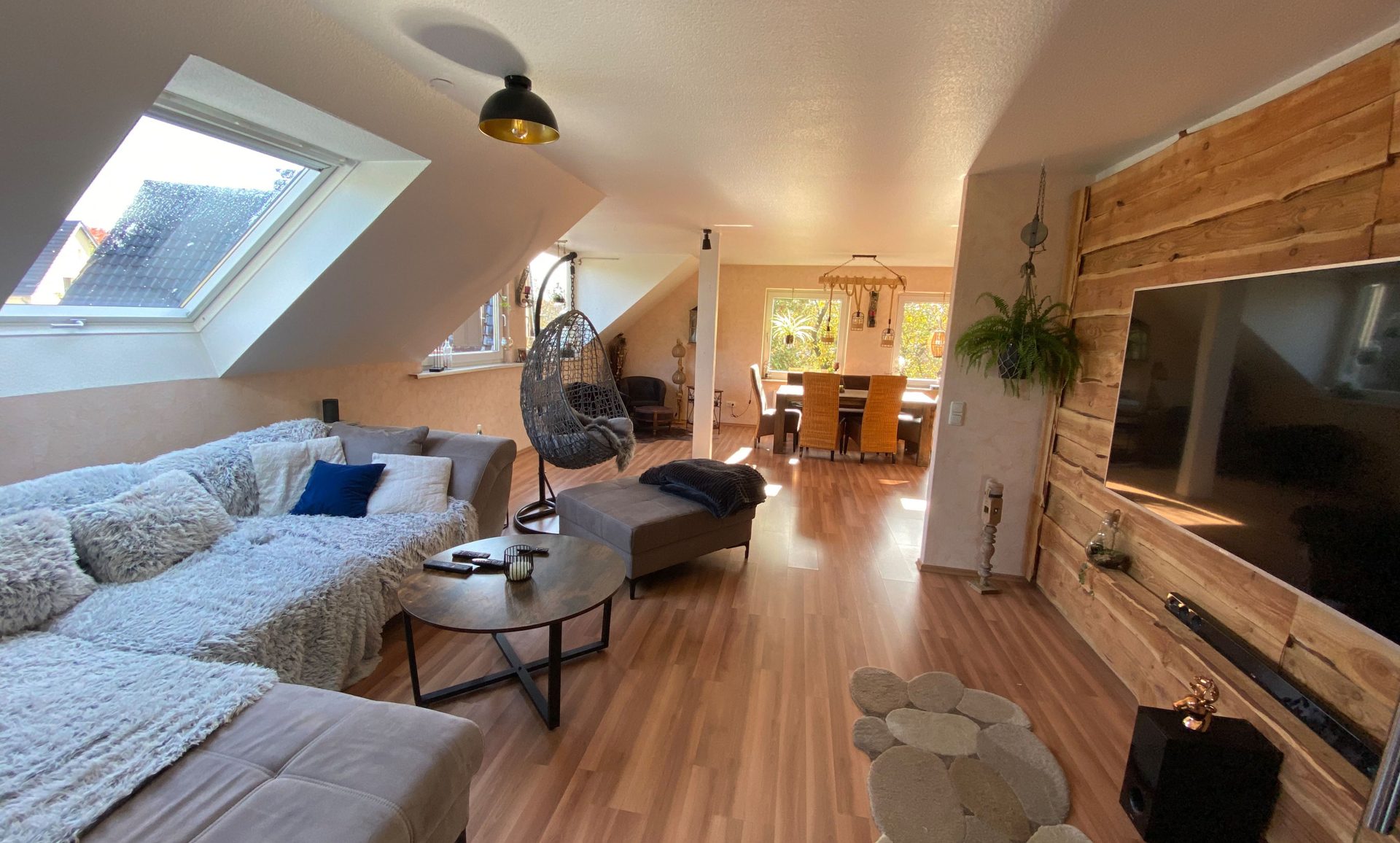 Immobilienangebot - Rösrath - Haus - Individualität am Königsforst!