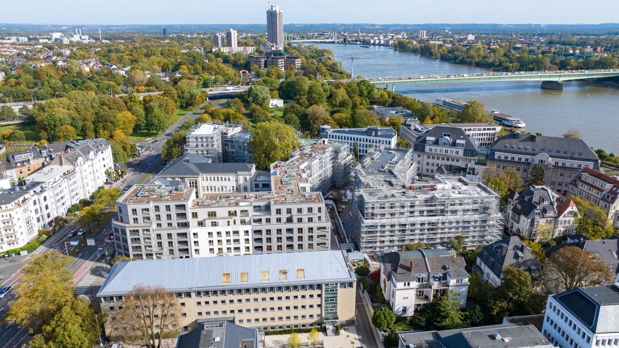 S Immobilienpartner GmbH - Immobilienangebot - Köln - Neustadt-Nord - Neustadt-Nord - Etagenwohnung - Viva Agrippina: Penthouse-Traum mit Stil und Eleganz und einer über 20 m² großen Dachterrasse!