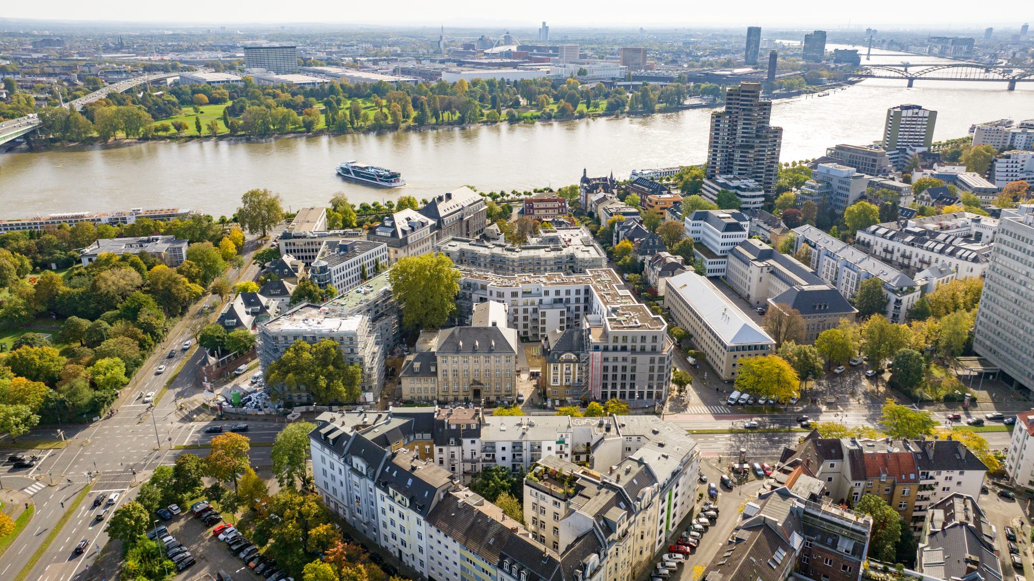 S Immobilienpartner GmbH - Immobilienangebot - Köln - Neustadt-Nord - Neustadt-Nord - Etagenwohnung - Viva Agrippina: Penthouse-Traum mit Stil und Eleganz und einer über 20 m² großen Dachterrasse!