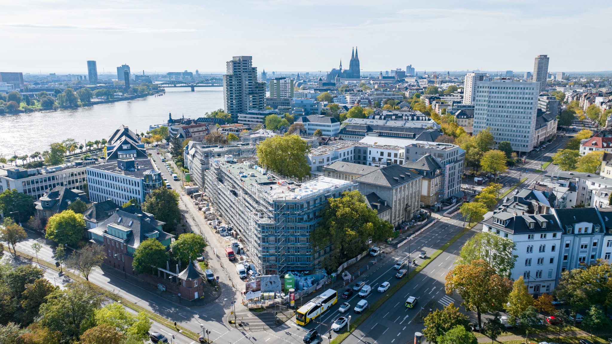 S Immobilienpartner GmbH - Immobilienangebot - Köln - Neustadt-Nord - Neustadt-Nord - Etagenwohnung - Viva Agrippina: Penthouse-Traum mit Stil und Eleganz und einer über 20 m² großen Dachterrasse!