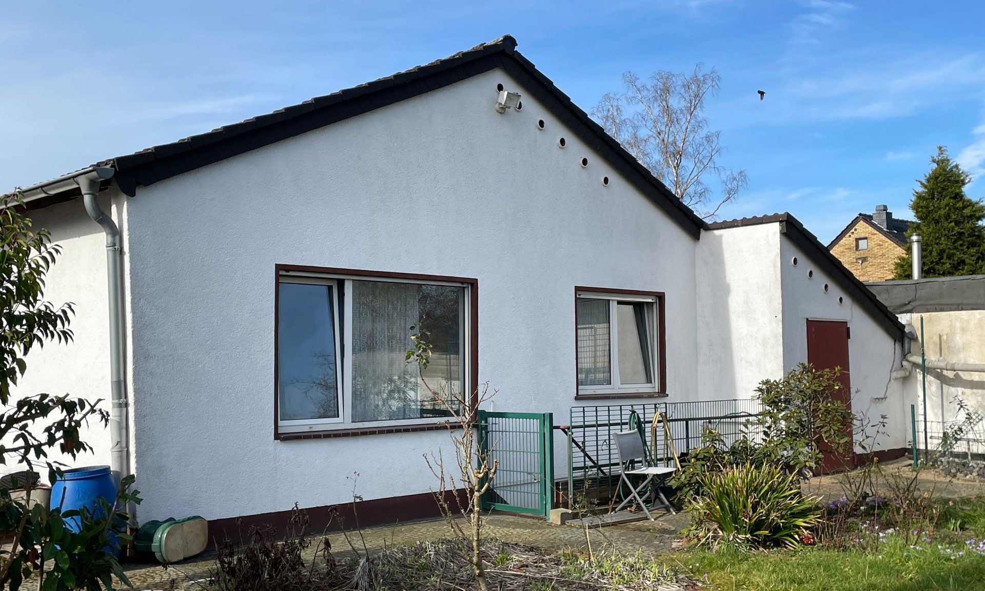 Immobilienangebot - Köln - Haus - Viel Platz für NEU