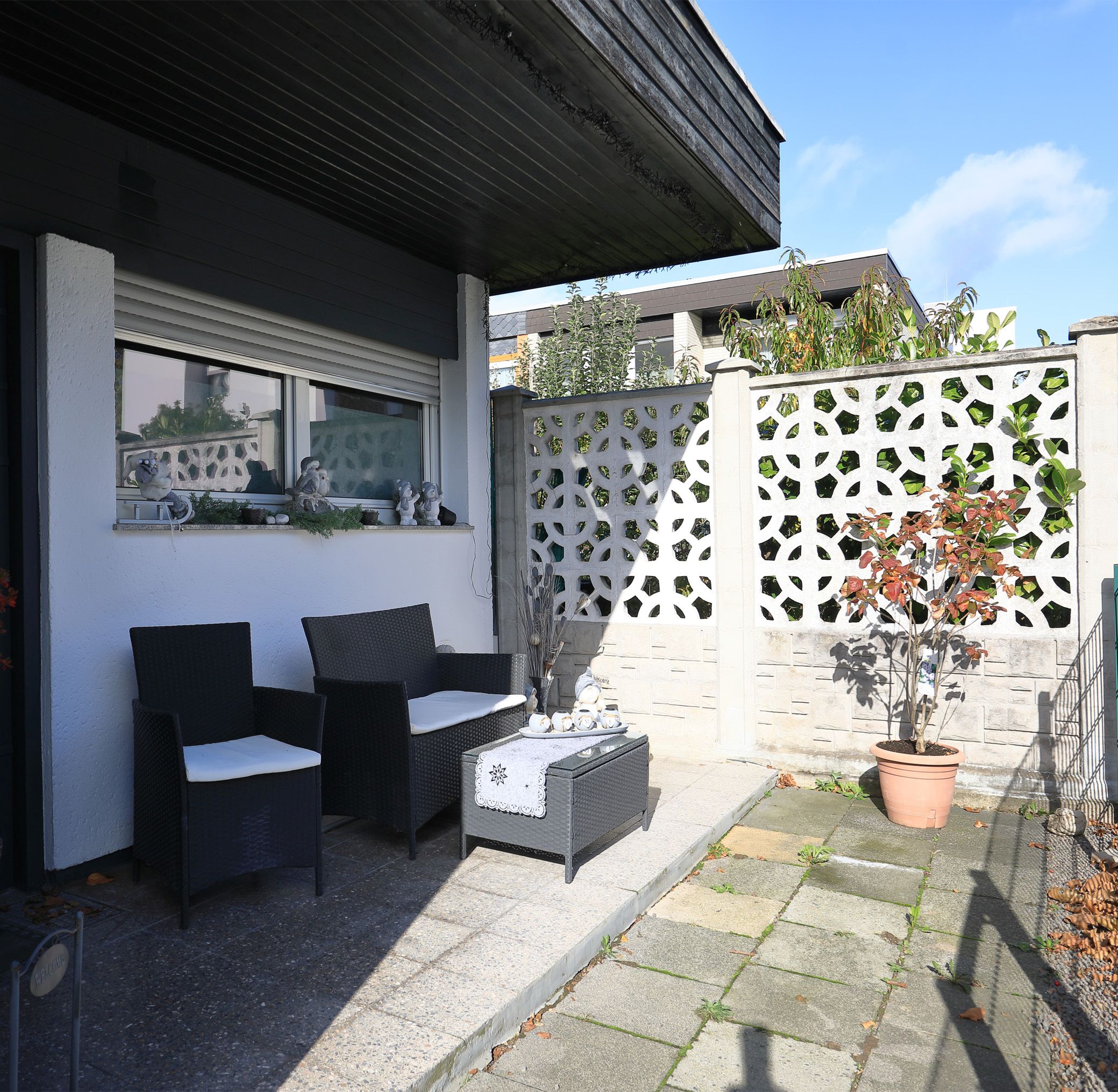 S Immobilienpartner GmbH - Immobilienangebot - Köln - Bocklemünd - Bocklemünd - Einfamilienhaus (Invest.) - ZEITLOSER ATRIUM-BUNGALOW IN RUHIGER LAGE IM KÖLNER NORD-WESTEN