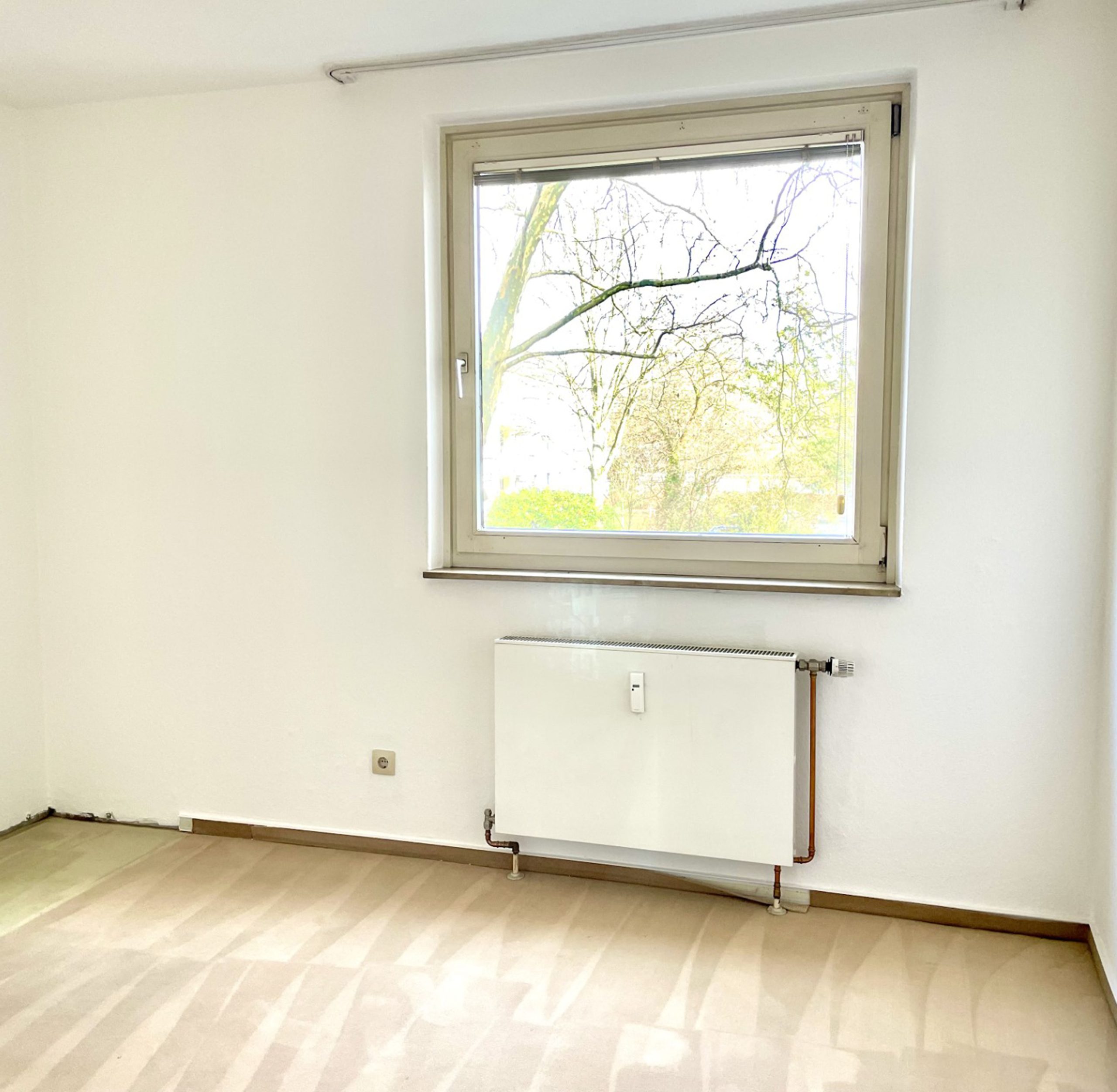 S Immobilienpartner GmbH - Immobilienangebot - Köln - Rodenkirchen - Rodenkirchen - Etagenwohnung - Großzügige Wohnung mit Balkon