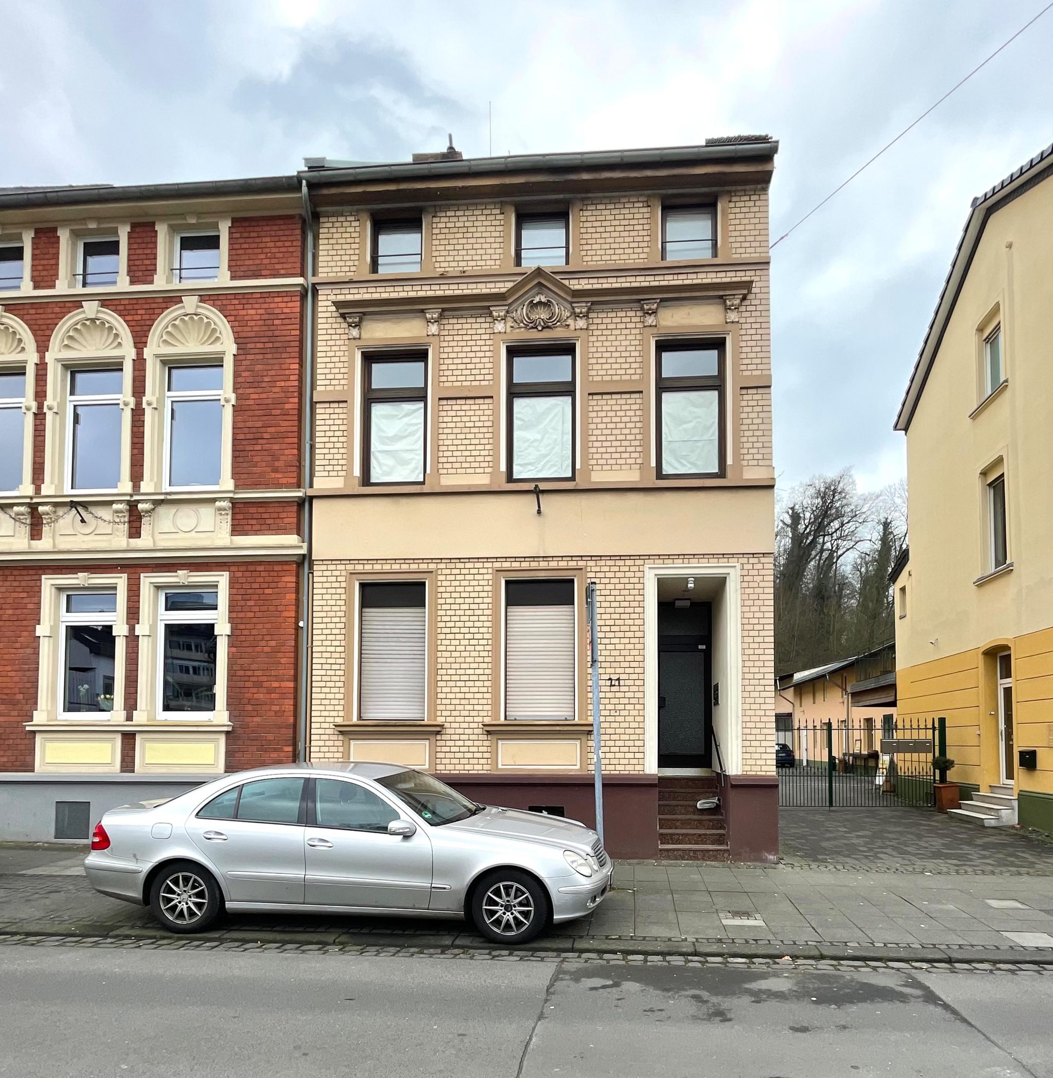 S Immobilienpartner GmbH - Immobilienangebot - Bonn - Bad Godesberg - Stadtbezirk Bad Godesberg (linksrheinisch) - Mehrfamilienhaus (Invest.) - Renditestarkes Investment
