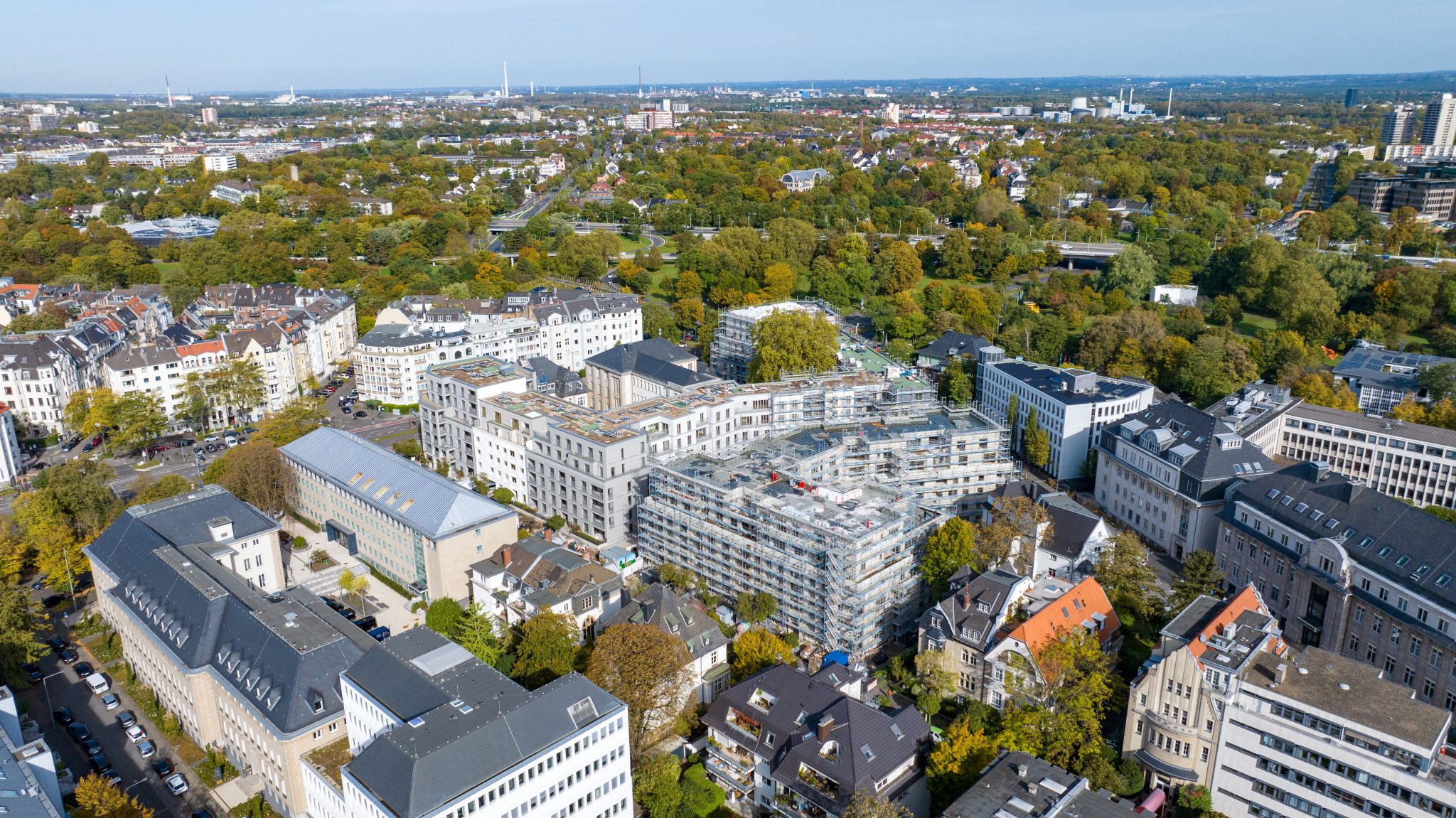 S Immobilienpartner GmbH - Immobilienangebot - Köln - Neustadt-Nord - Neustadt-Nord - Etagenwohnung - Viva Agrippina: Ihre Familienoase mit 5 Zimmern und großzügigem Wohnkomfort!