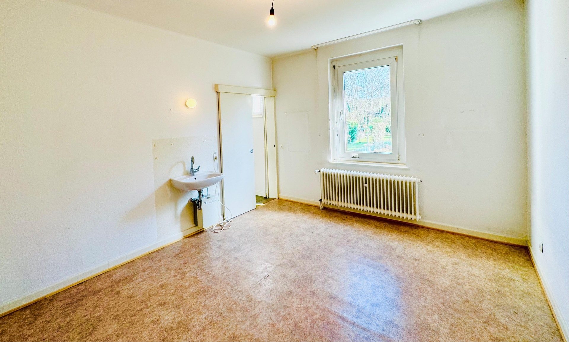 Immobilienangebot - Bonn / Friesdorf - Haus - Visionärer Besitzer gesucht!
