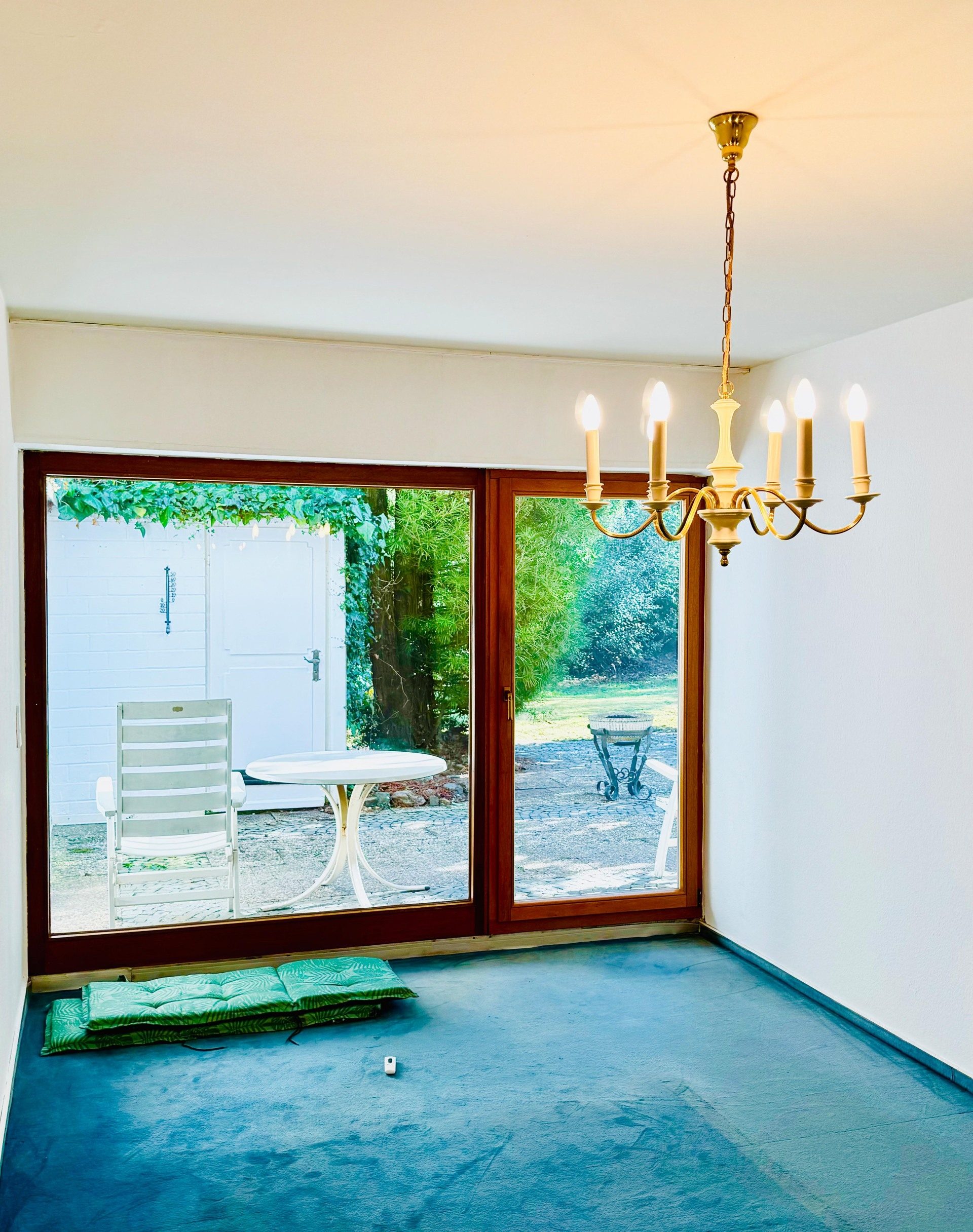 Immobilienangebot - Bonn / Schweinheim - Wohnung - Wohnen wie im Bungalow!