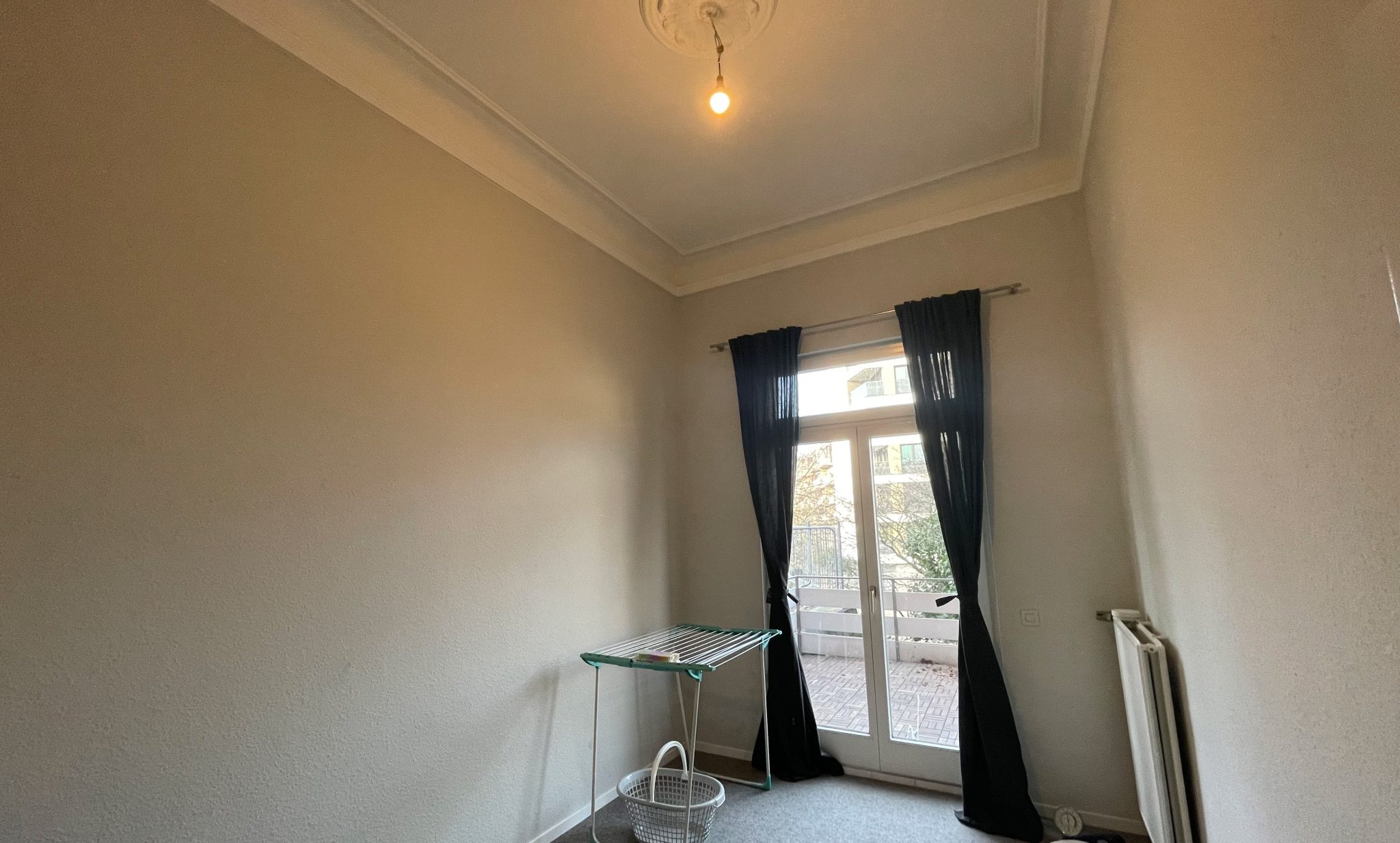 S Immobilienpartner GmbH - Immobilienangebot - Bonn - Zentrum - Bonn-Zentrum - Etagenwohnung - Stilvoll wohnen im Herzen von Bonn – Denkmalgeschützte Altbauwohnung mit Charme und Komfort