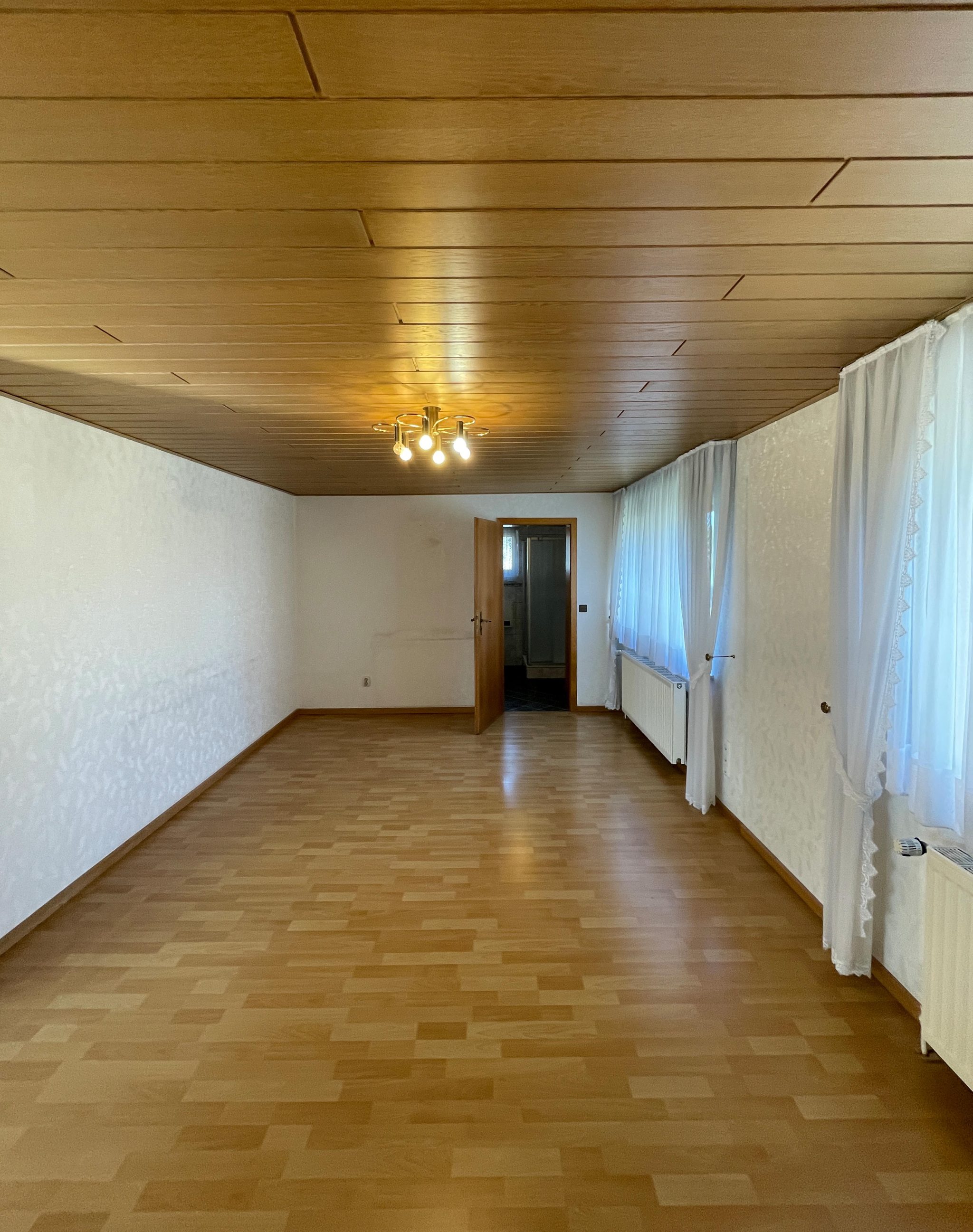 S Immobilienpartner GmbH - Immobilienangebot - Köln - Godorf - Godorf - Einfamilienhaus - Einfamilienhaus auf Traumgrundstück mit Potential in Köln - Godorf