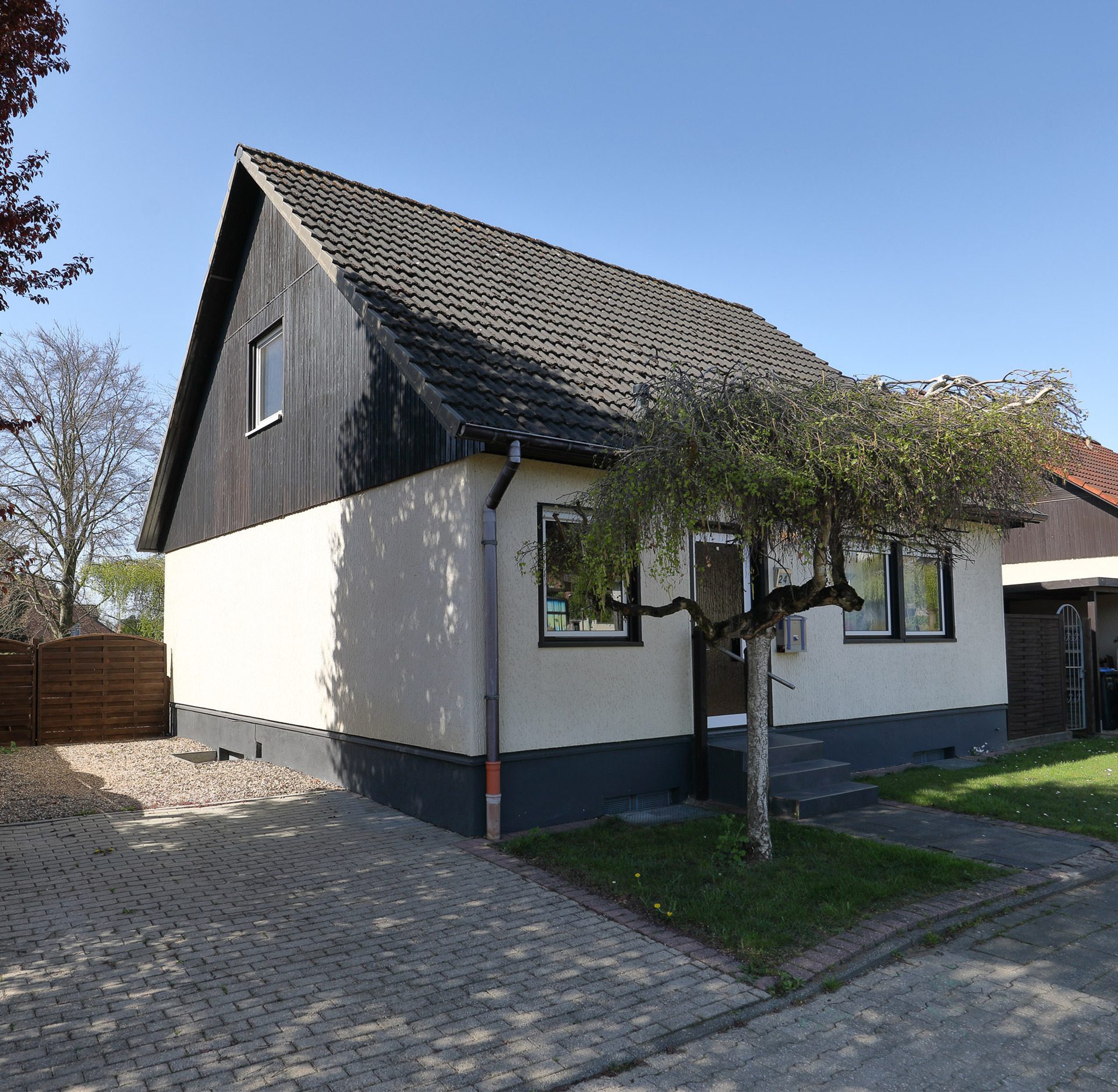 Immobilienangebot - Niederzier - Haus - Ein neues Zuhause - freistehendes Einfamilienhaus mit Sonnengrundstück!