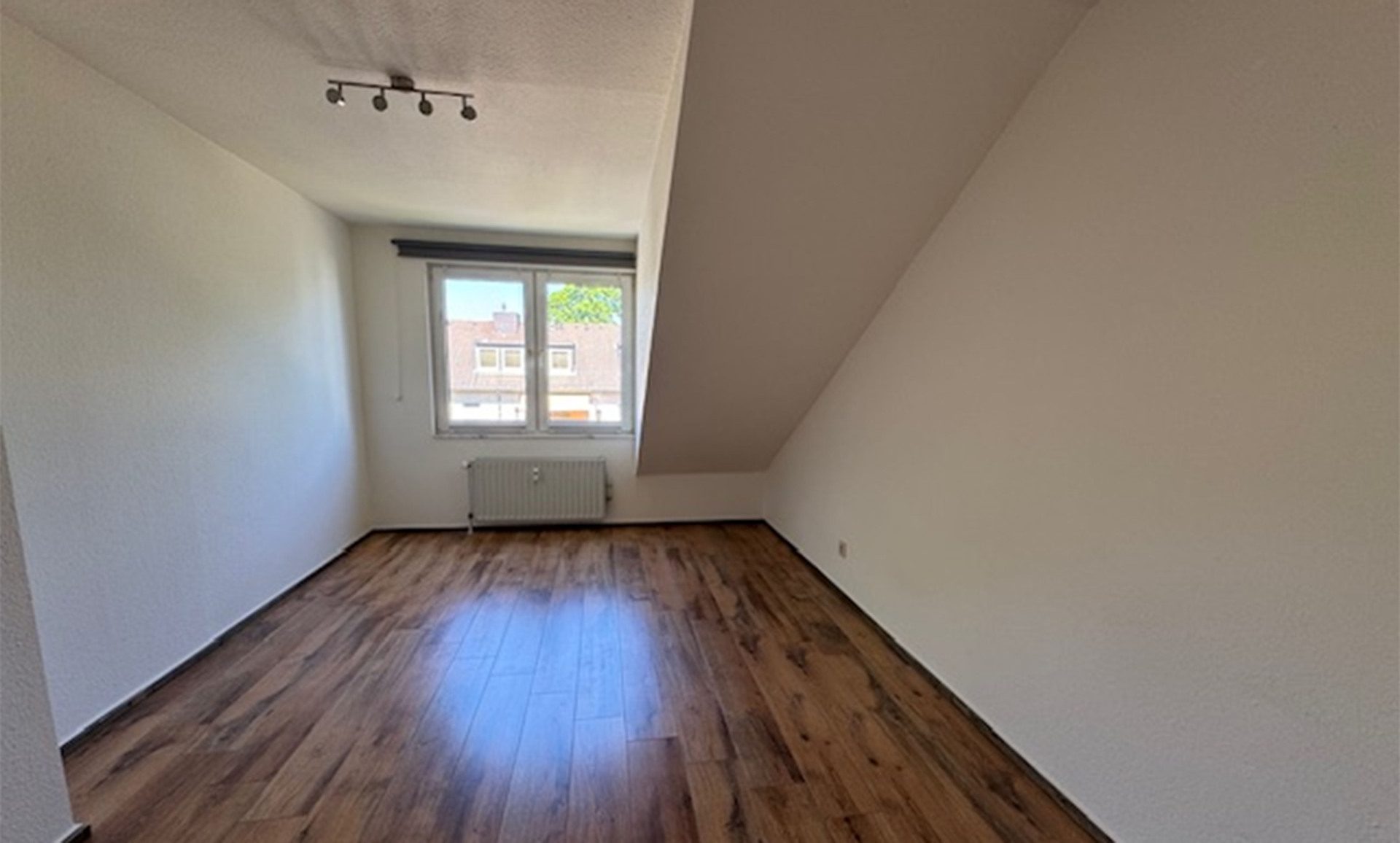 Immobilienangebot - Köln / Urbach - Wohnung - Neues Zuhause oder attraktive Kapitalanlage!