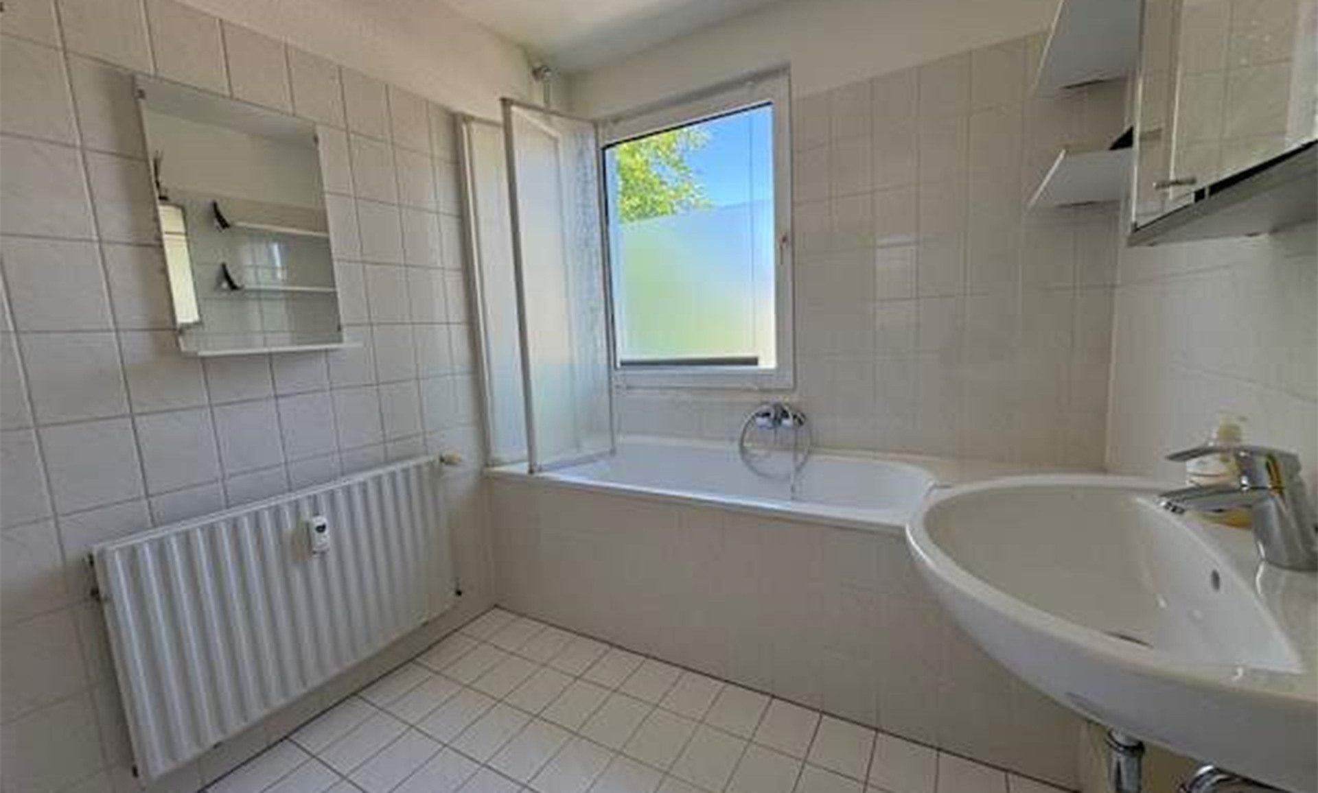 Immobilienangebot - Köln / Urbach - Wohnung - Neues Zuhause oder attraktive Kapitalanlage!