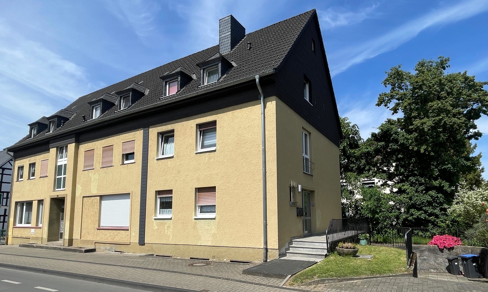 Immobilienangebot - Bergisch Gladbach - Haus - Entwicklungspotential in Bestlage!