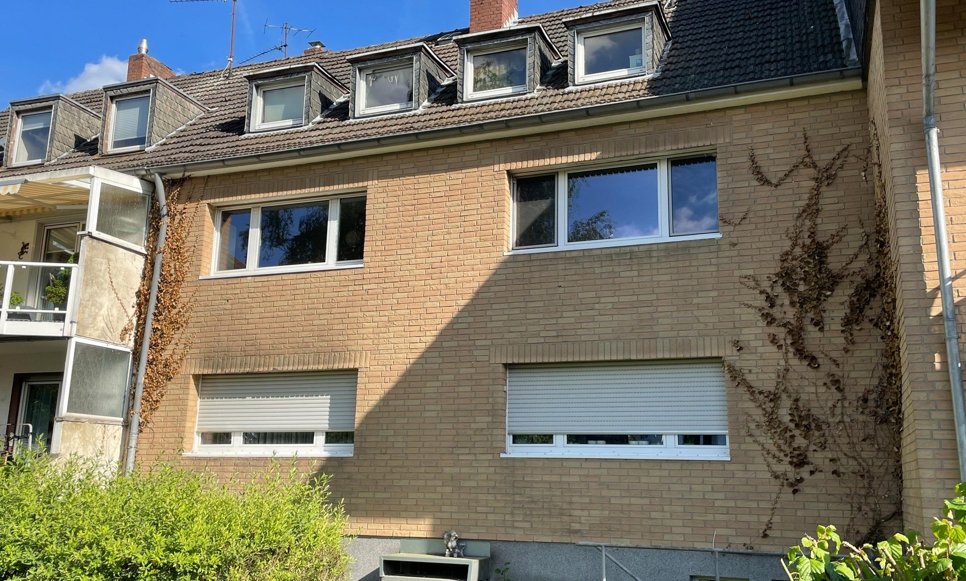 Immobilienangebot - Köln - Haus - Kapitalanlage mit solider Rendite