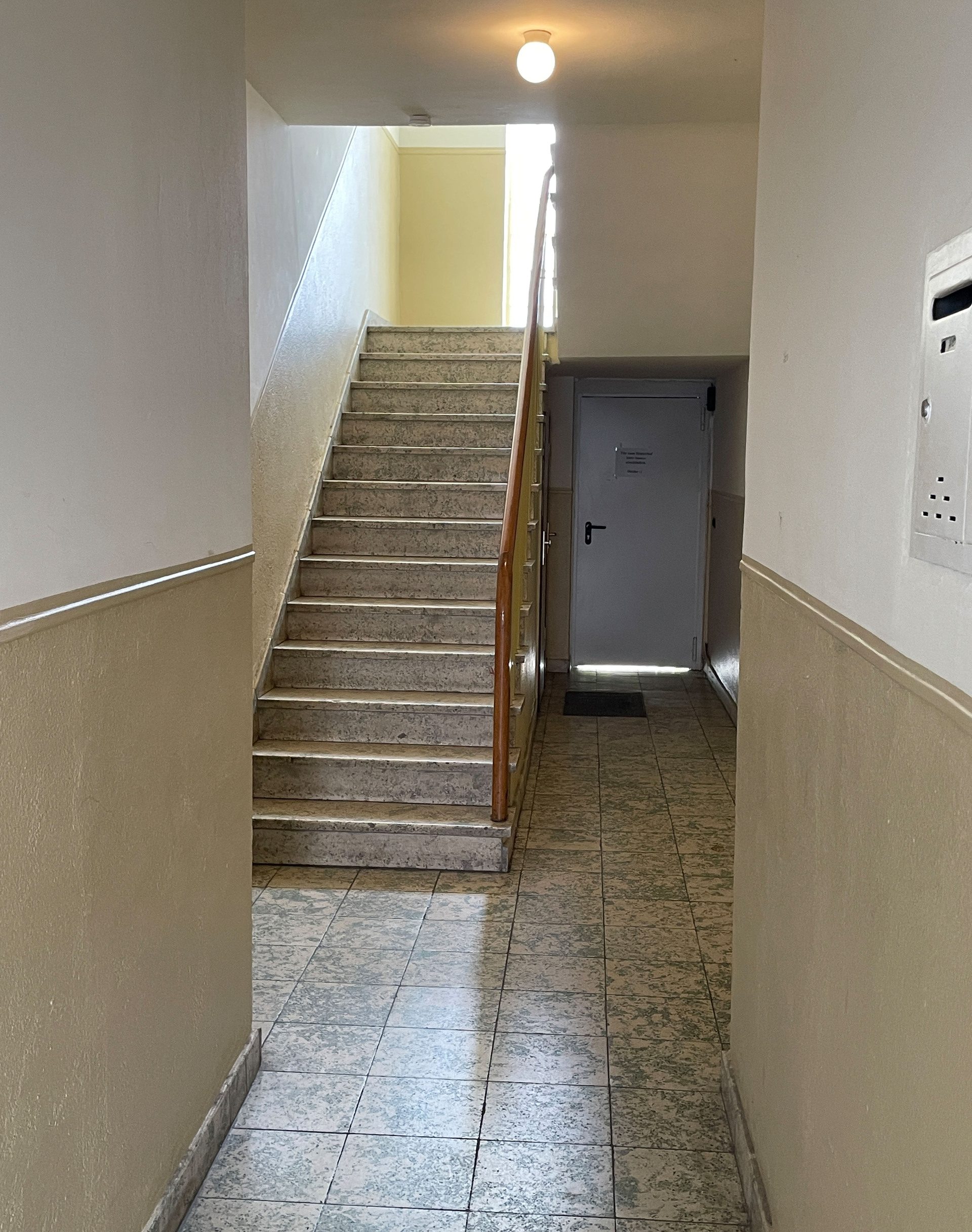 Immobilienangebot - Köln - Haus - Guter Wohnungsmix plus Stellplätze!
