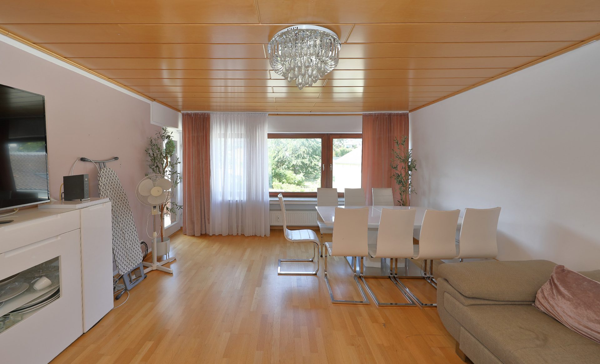 Immobilienangebot - Bonn - Lannesdorf - Alle - Ideales Anlageobjekt in Bonn – Drei Wohnungen, drei Garagen, zentrale Lage