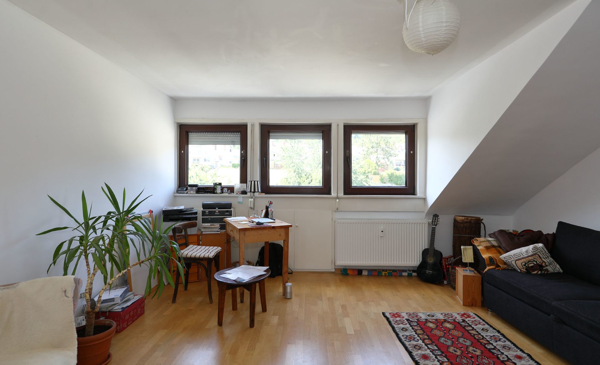 Immobilienangebot - Bonn - Lannesdorf - Alle - Ideales Anlageobjekt in Bonn – Drei Wohnungen, drei Garagen, zentrale Lage