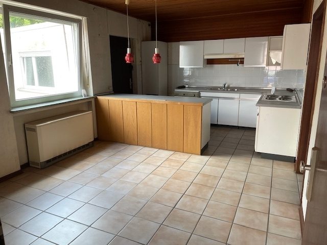 Immobilienangebot - Bornheim - Sechtem - Haus - Neubau und Sanierung für Ihre Großfamilie und Freunde