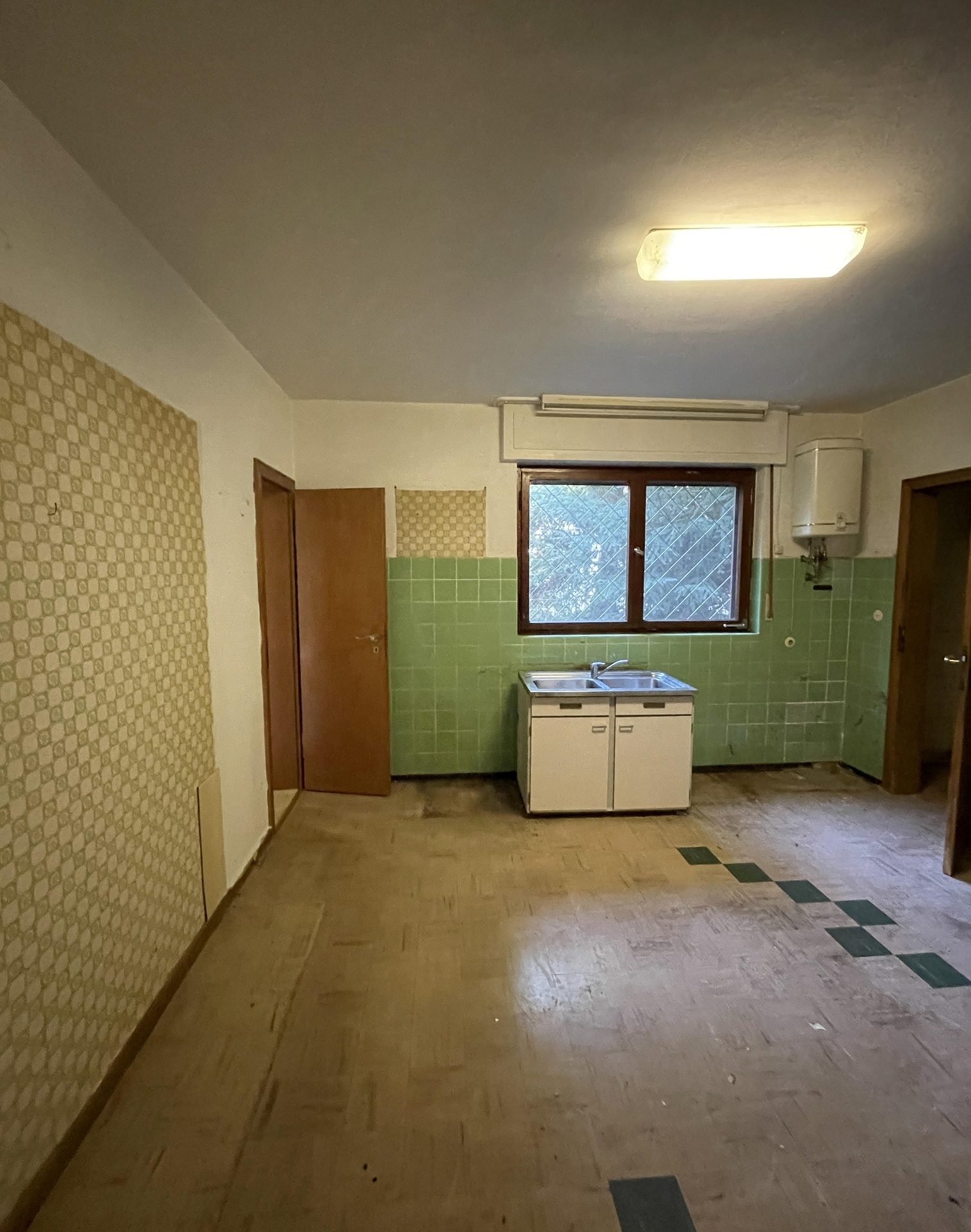 Immobilienangebot - Bonn / Ippendorf - Wohnung - Raum zur freien Entfaltung + Gartenparadies!