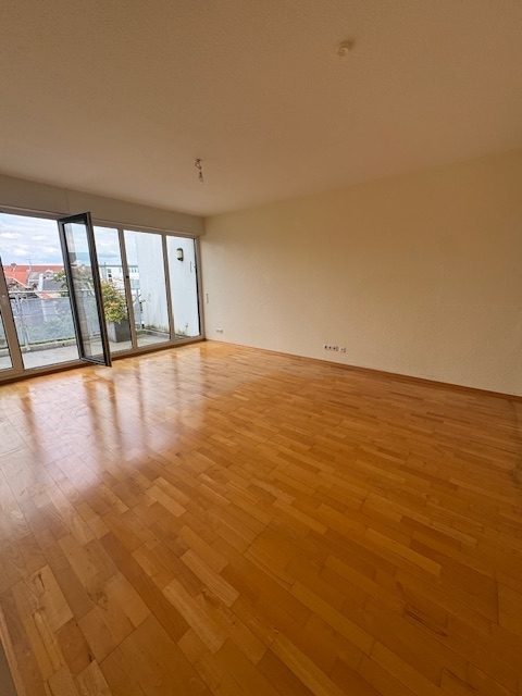 Immobilienangebot - Köln / Neuehrenfeld - Wohnung - Modernes Wohnen im Dachgeschoss in begehrter Lage von Köln-Neuehrenfeld