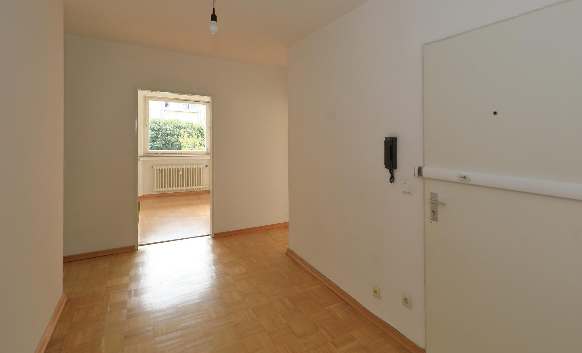 Immobilienangebot - Düsseldorf / Stadtmitte - Wohnung - Stadtwohnung!