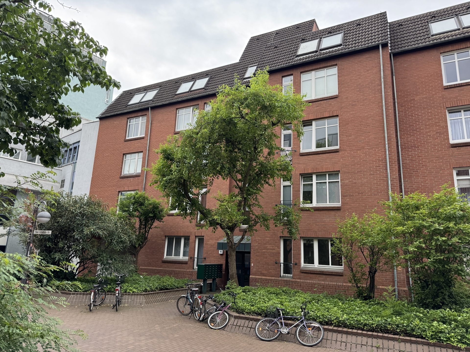 Immobilienangebot - Köln / Sülz - Wohnung - Vermieten oder Einziehen - zentrale ruhige Lage im Schatten des UNI Centers