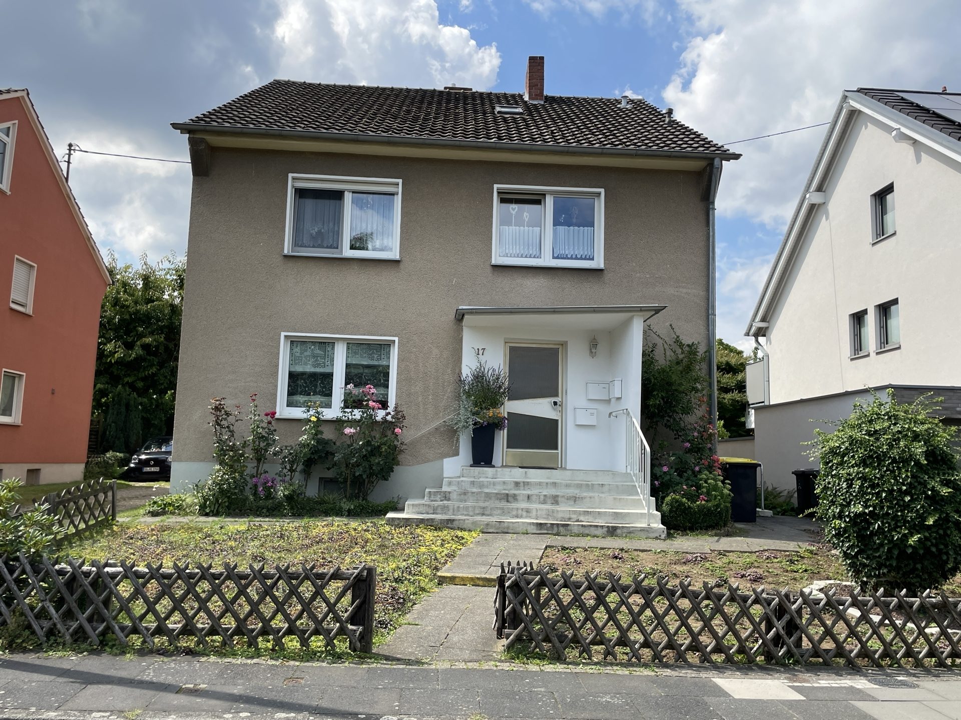 Immobilienangebot - Troisdorf / Sieglar - Alle - Solides Investment