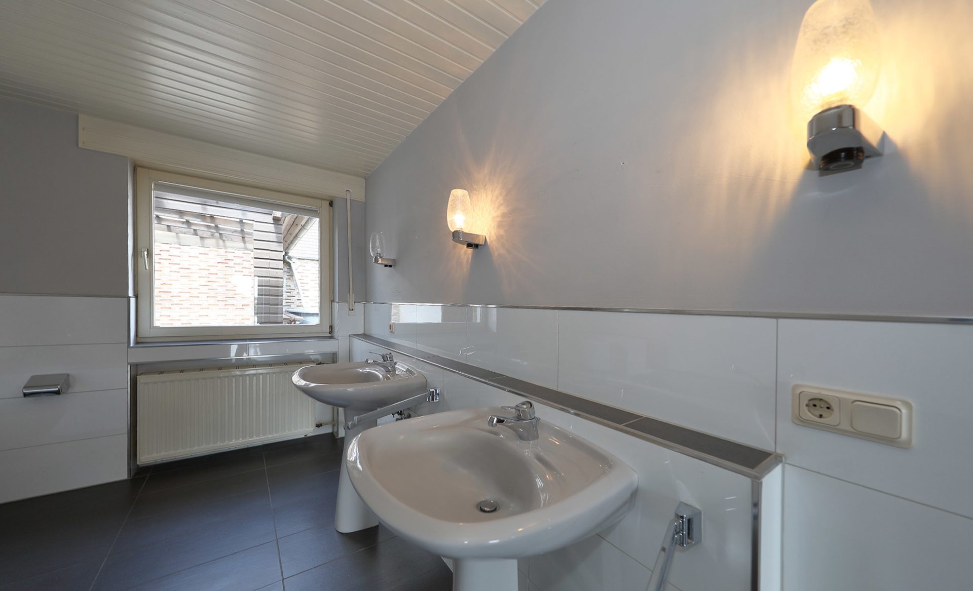 Immobilienangebot - Bedburg - Haus - Verwirklichen Sie Ihre Träume!