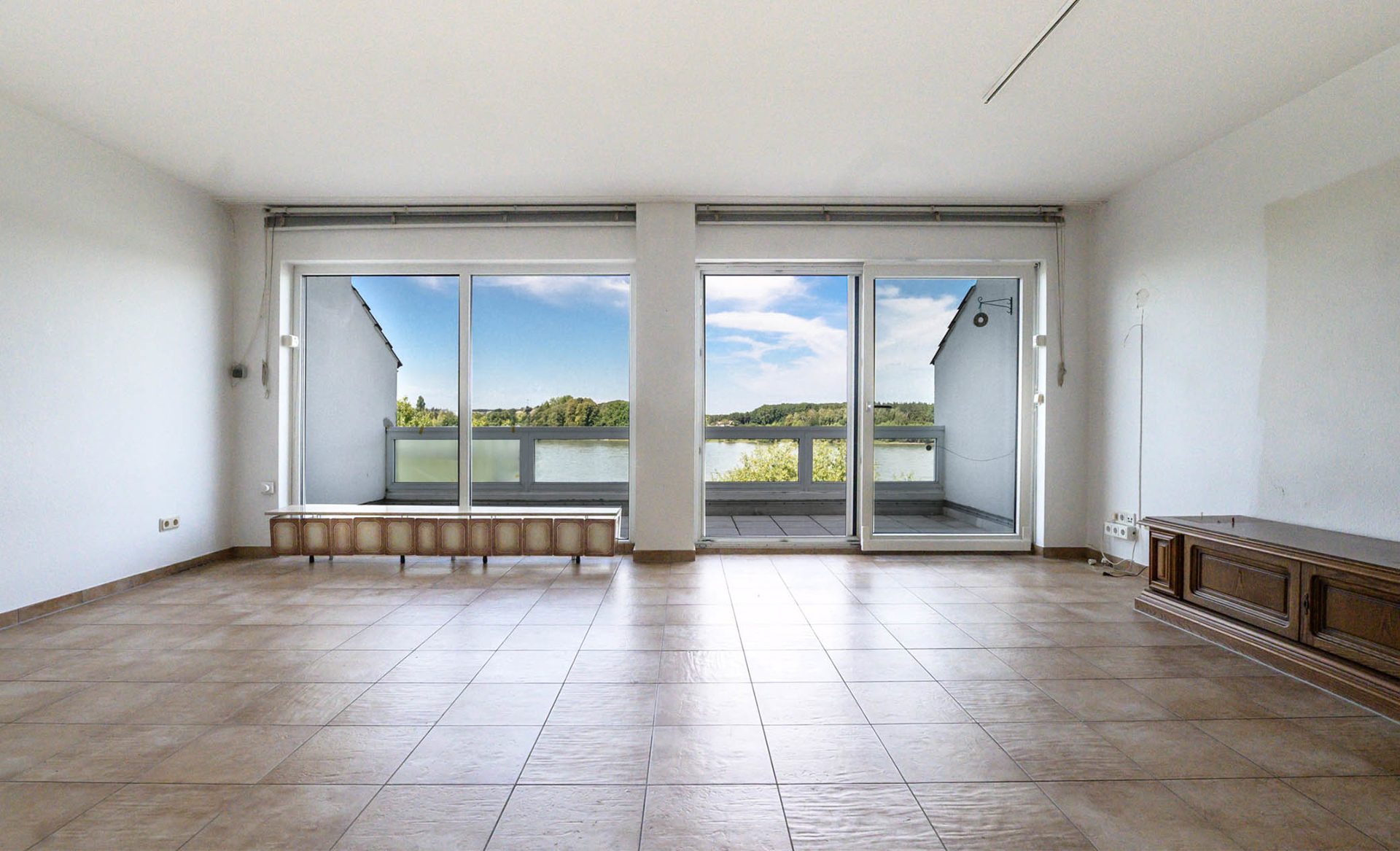 Immobilienangebot - Köln - Zündorf - Wohnung - Keine Kompromisse! Maisonette in erster Rheinlage